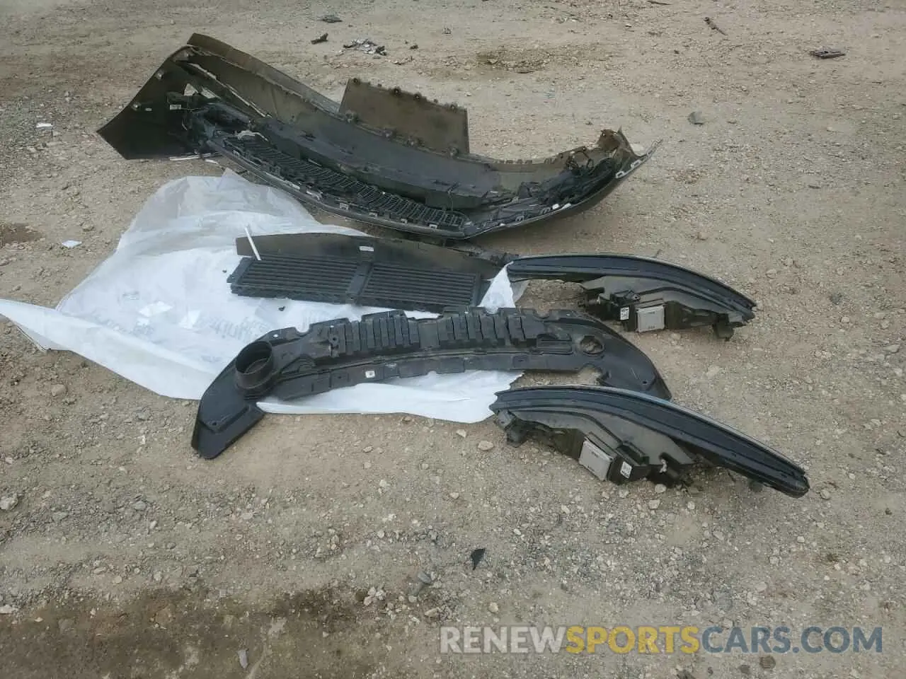 13 Photograph of a damaged car 5GAERBKW9KJ221118 BUICK ENCLAVE 2019
