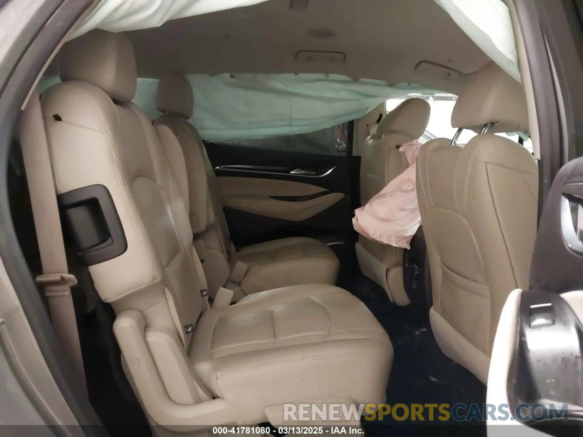8 Photograph of a damaged car 5GAERBKWXKJ133646 BUICK ENCLAVE 2019