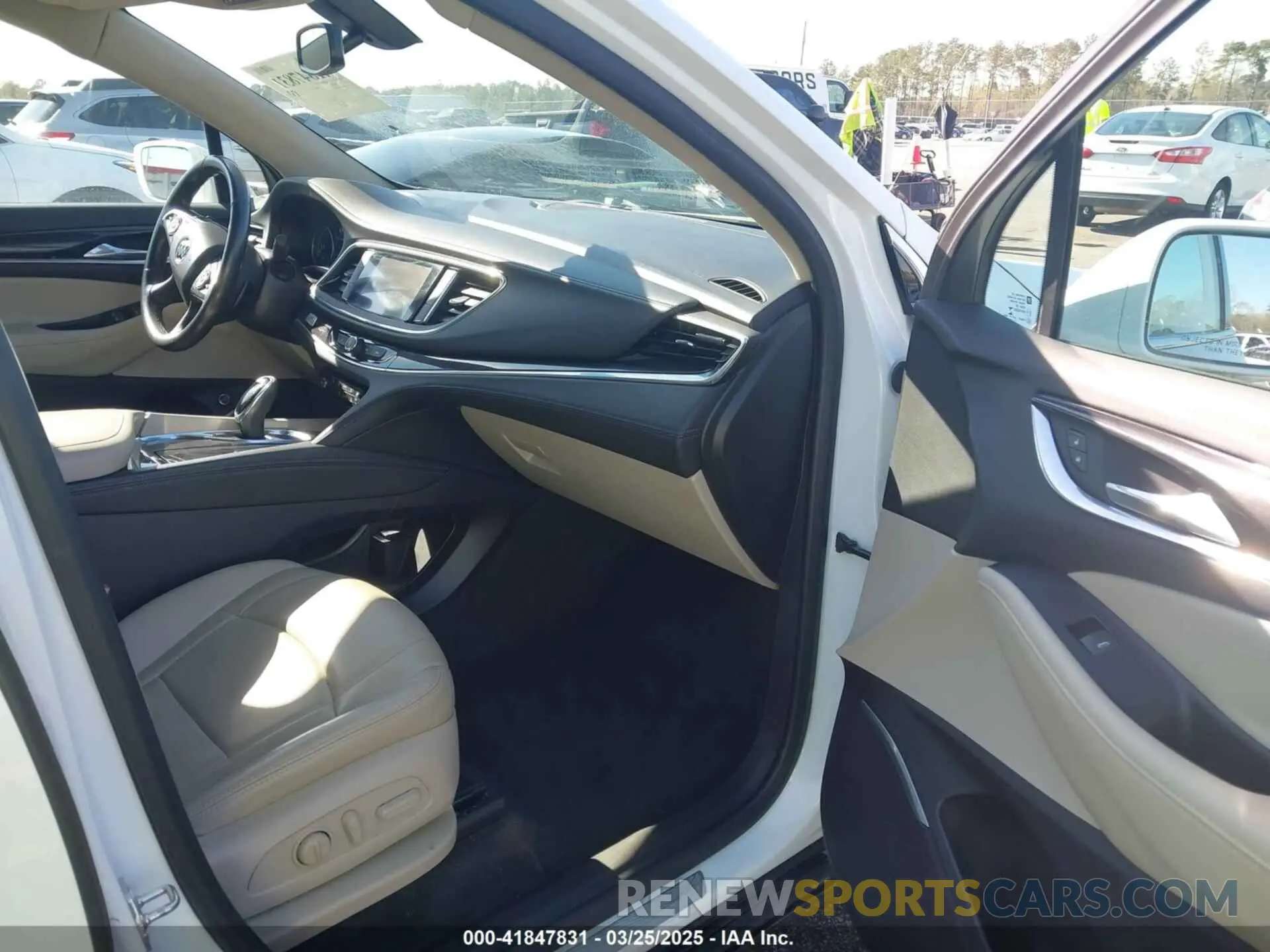 5 Photograph of a damaged car 5GAERBKWXKJ178909 BUICK ENCLAVE 2019