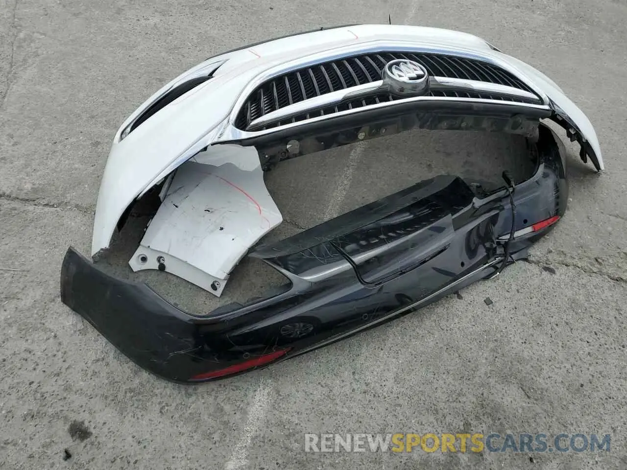 13 Photograph of a damaged car 5GAERBKWXKJ181177 BUICK ENCLAVE 2019