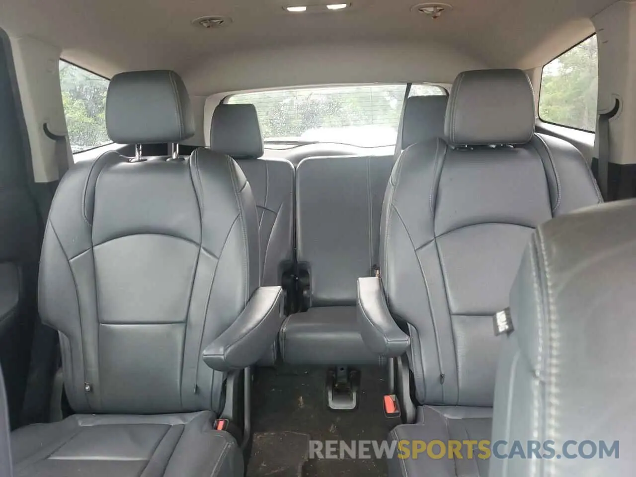 10 Photograph of a damaged car 5GAERBKWXKJ188260 BUICK ENCLAVE 2019