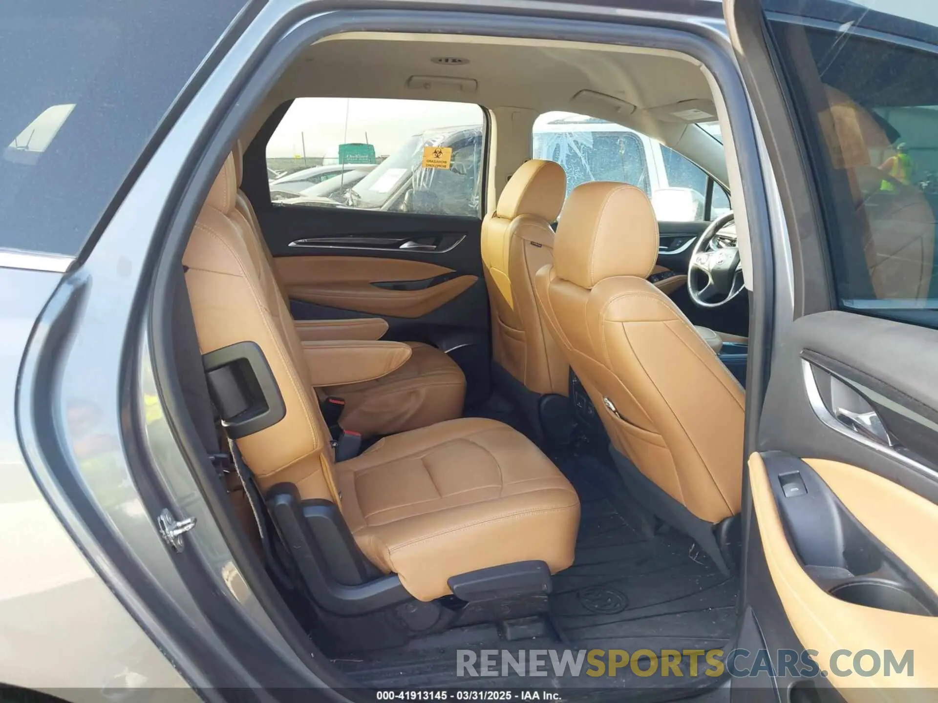8 Photograph of a damaged car 5GAERBKWXKJ265757 BUICK ENCLAVE 2019