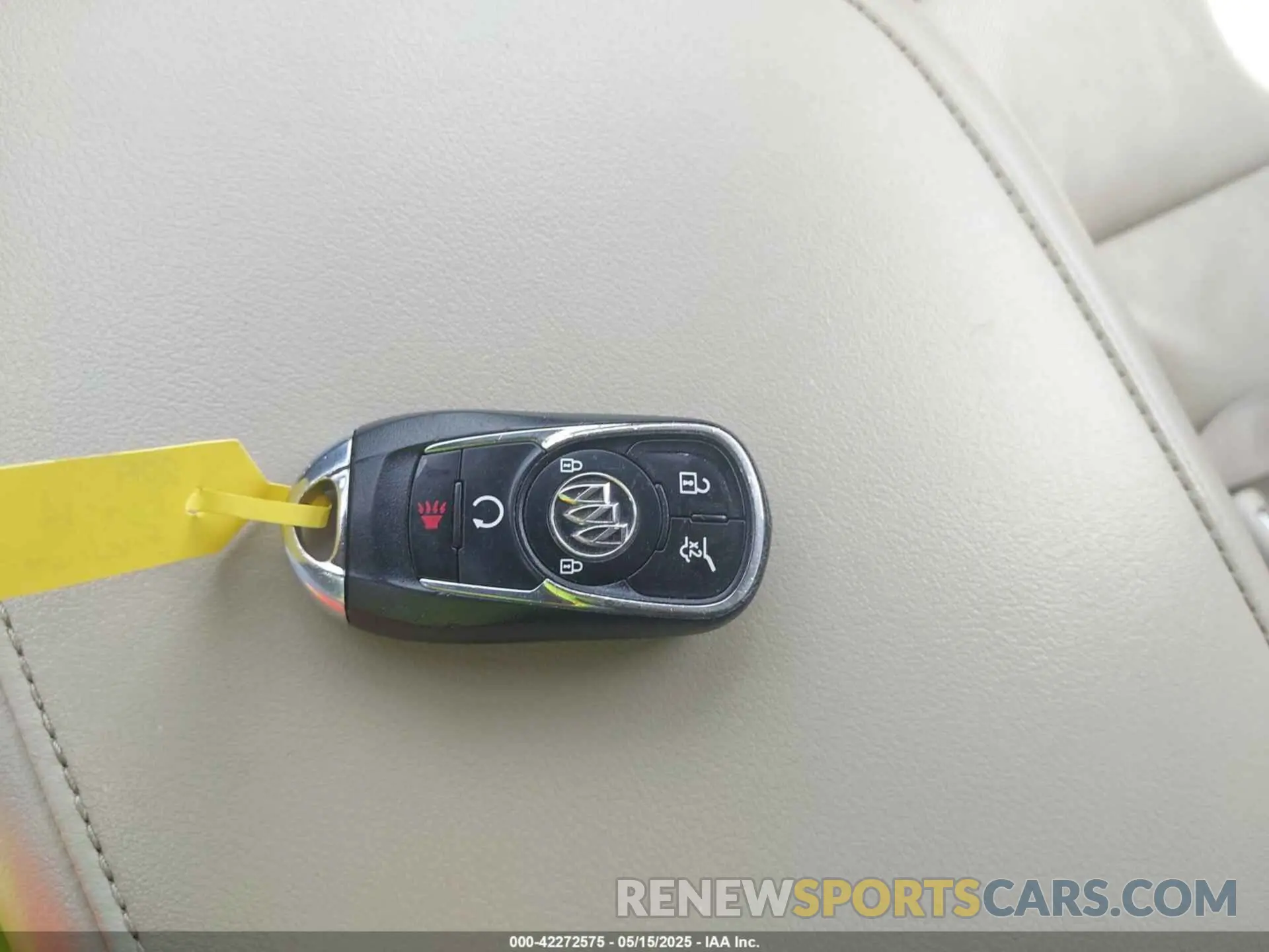 11 Photograph of a damaged car 5GAERBKWXKJ270635 BUICK ENCLAVE 2019