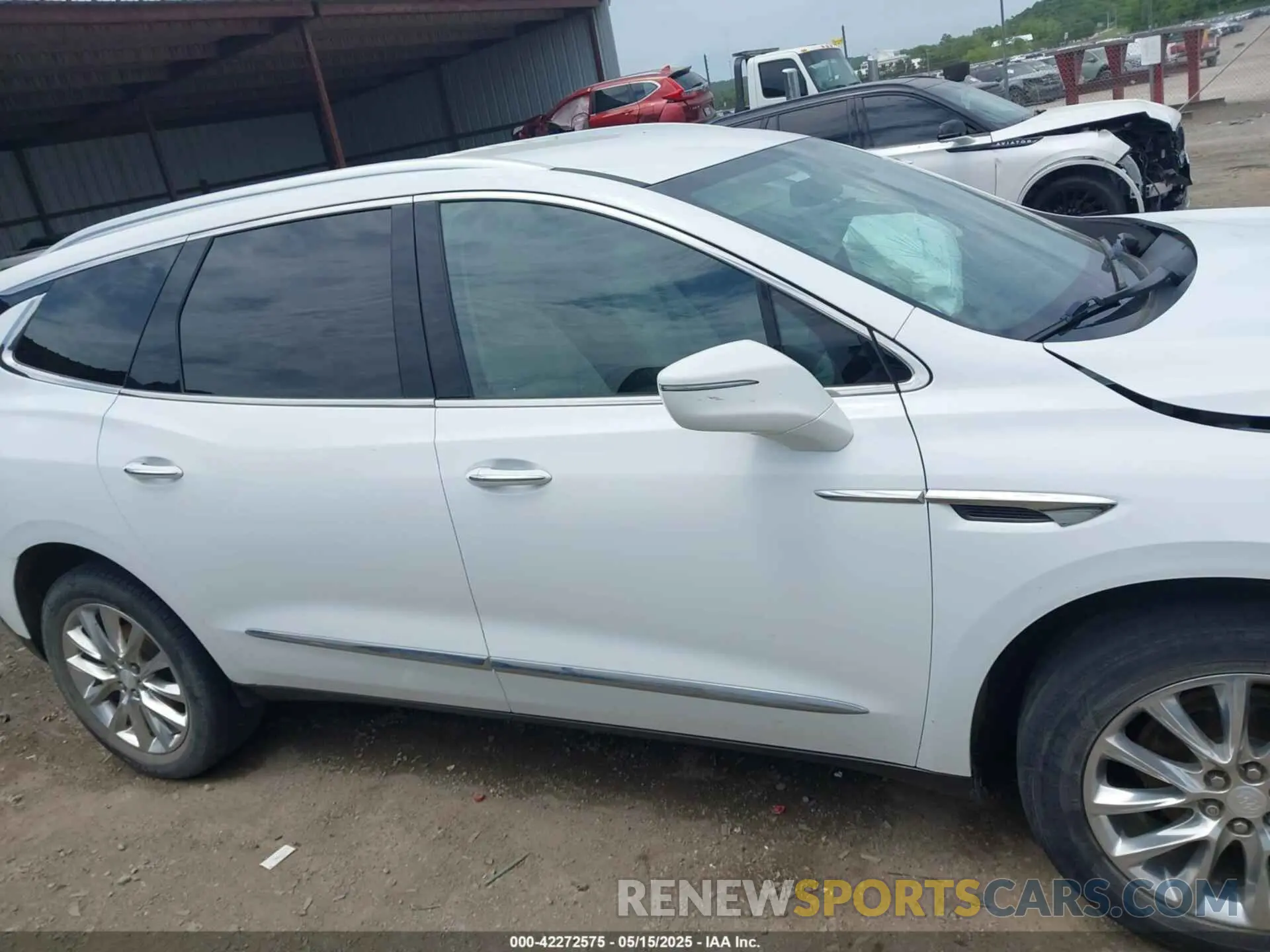 13 Photograph of a damaged car 5GAERBKWXKJ270635 BUICK ENCLAVE 2019