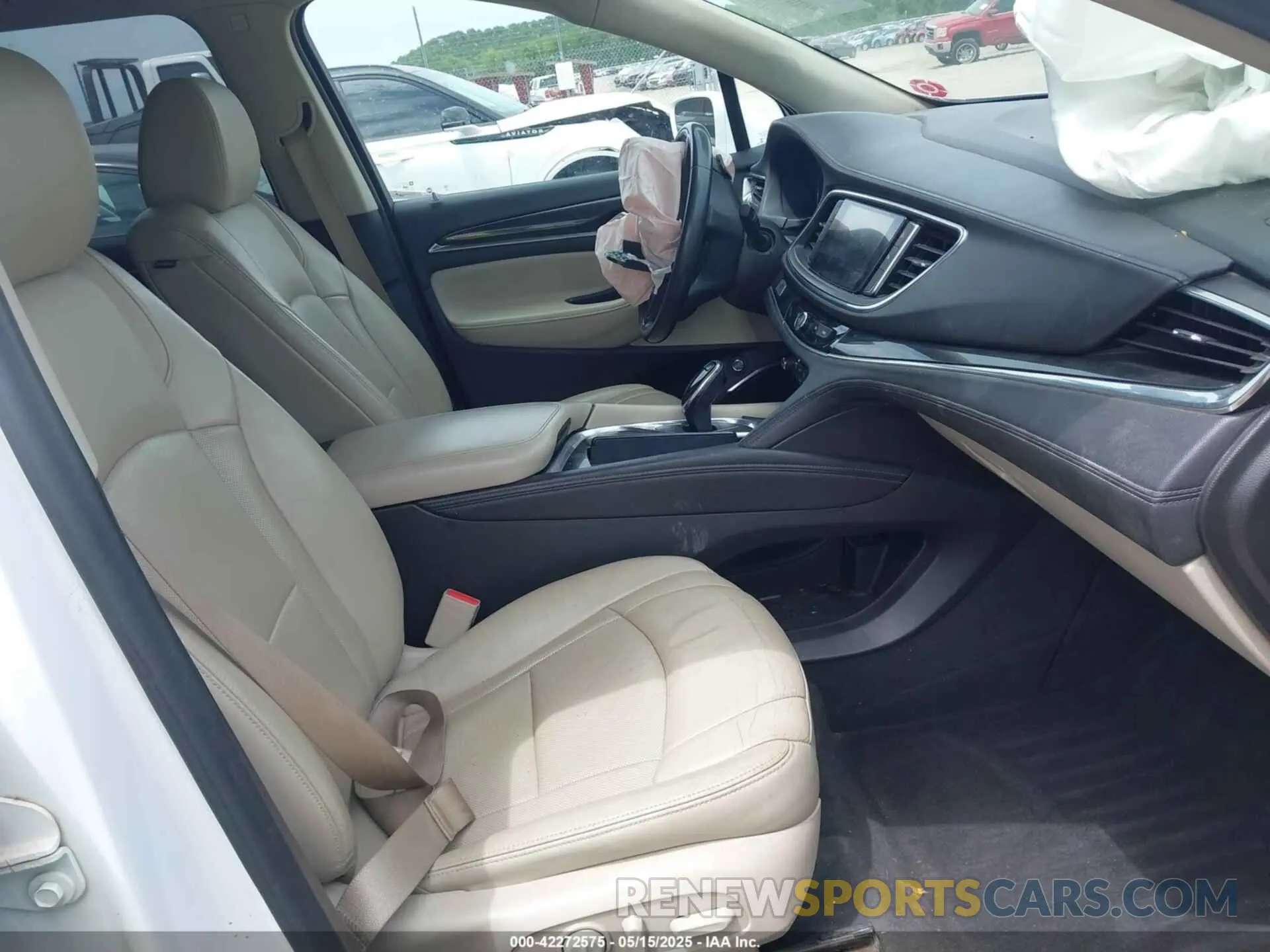 5 Photograph of a damaged car 5GAERBKWXKJ270635 BUICK ENCLAVE 2019