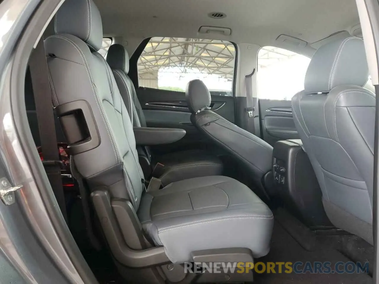 11 Photograph of a damaged car 5GAERCKW3KJ125426 BUICK ENCLAVE 2019