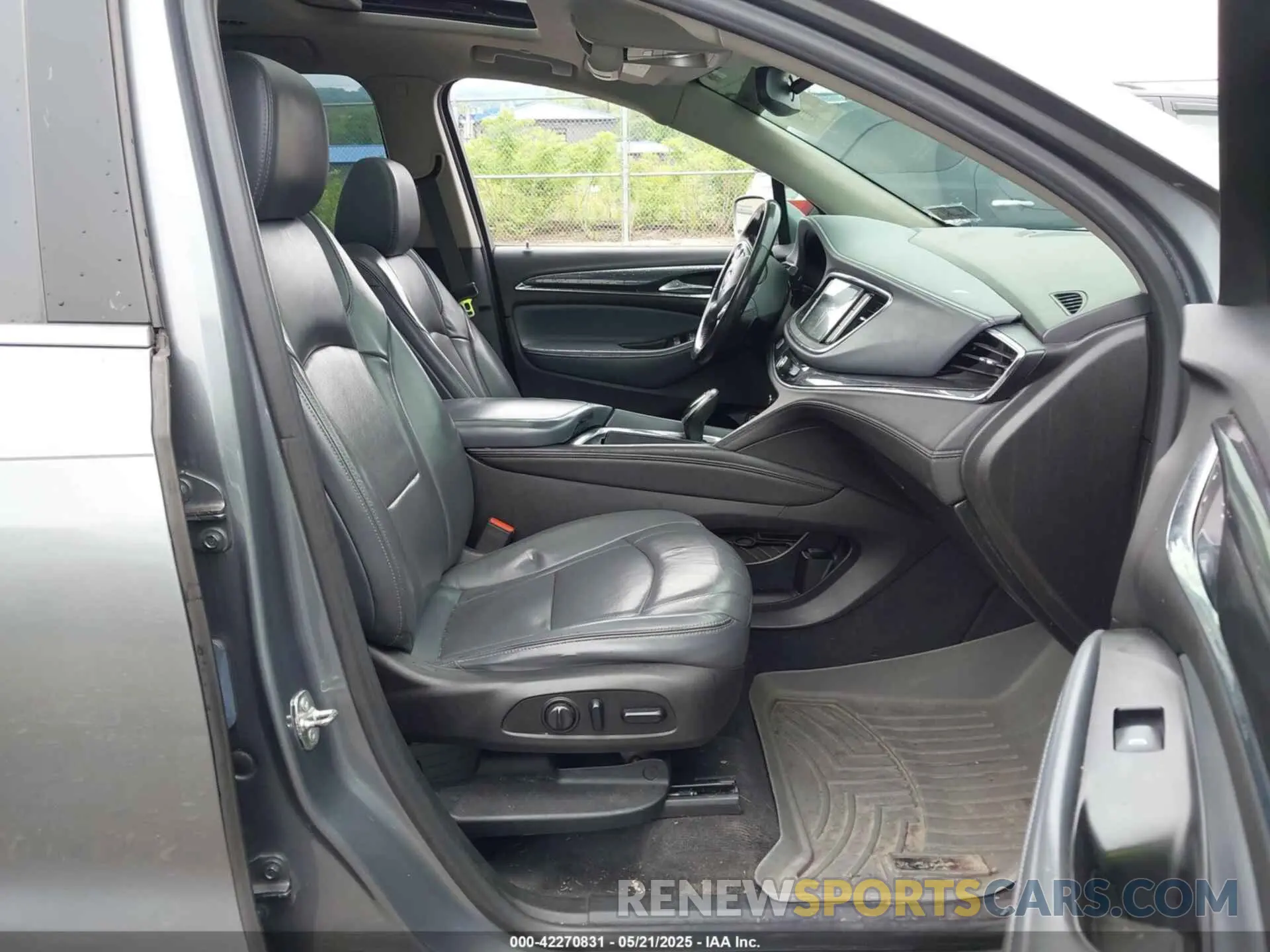 5 Photograph of a damaged car 5GAEVAKW0KJ119437 BUICK ENCLAVE 2019