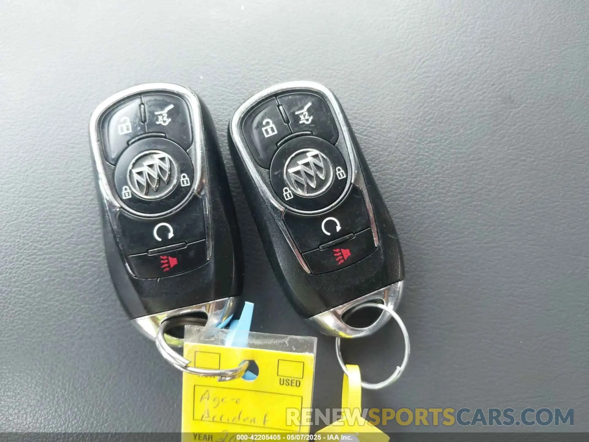 11 Photograph of a damaged car 5GAEVAKW0KJ263439 BUICK ENCLAVE 2019