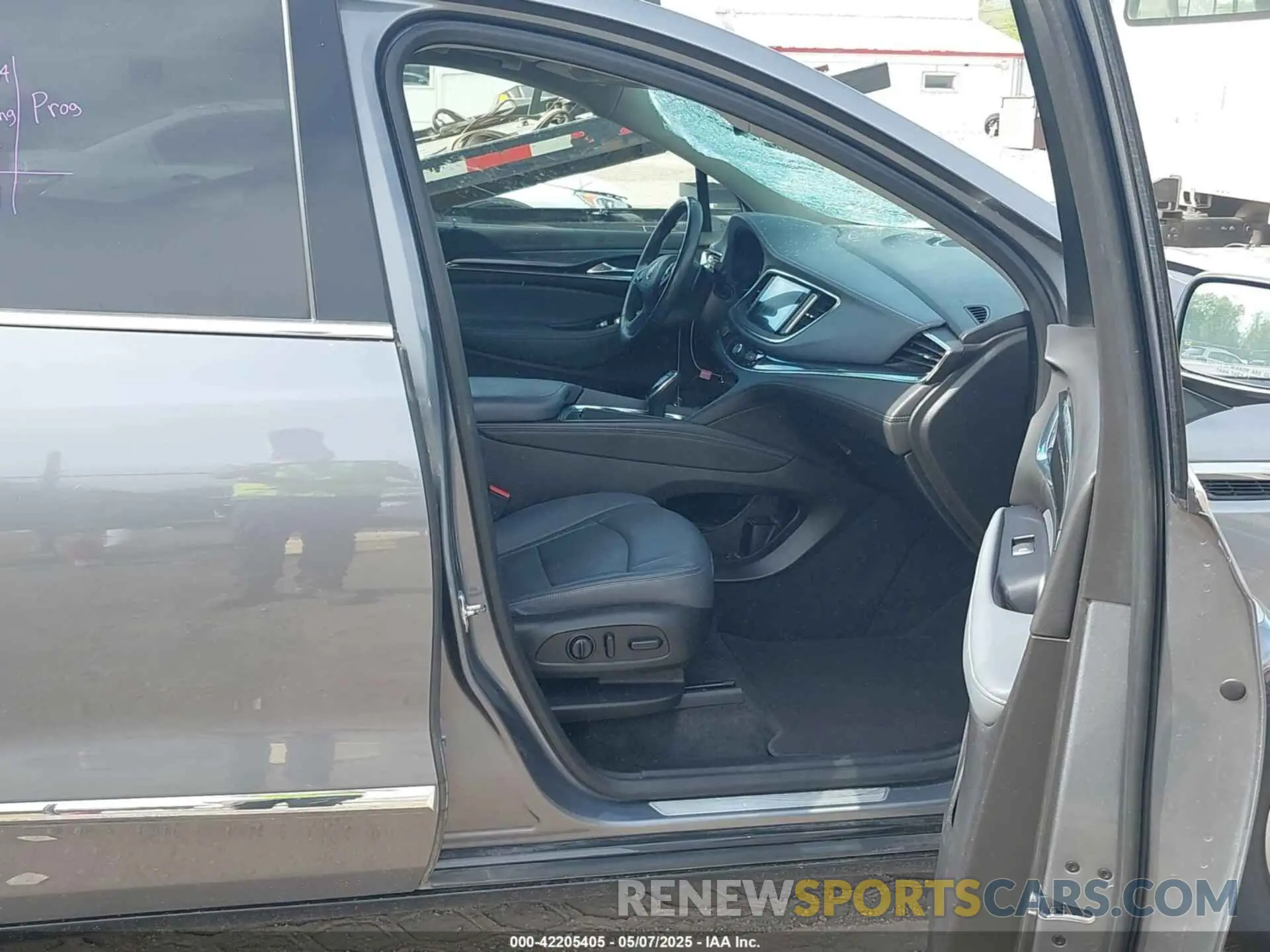 5 Photograph of a damaged car 5GAEVAKW0KJ263439 BUICK ENCLAVE 2019