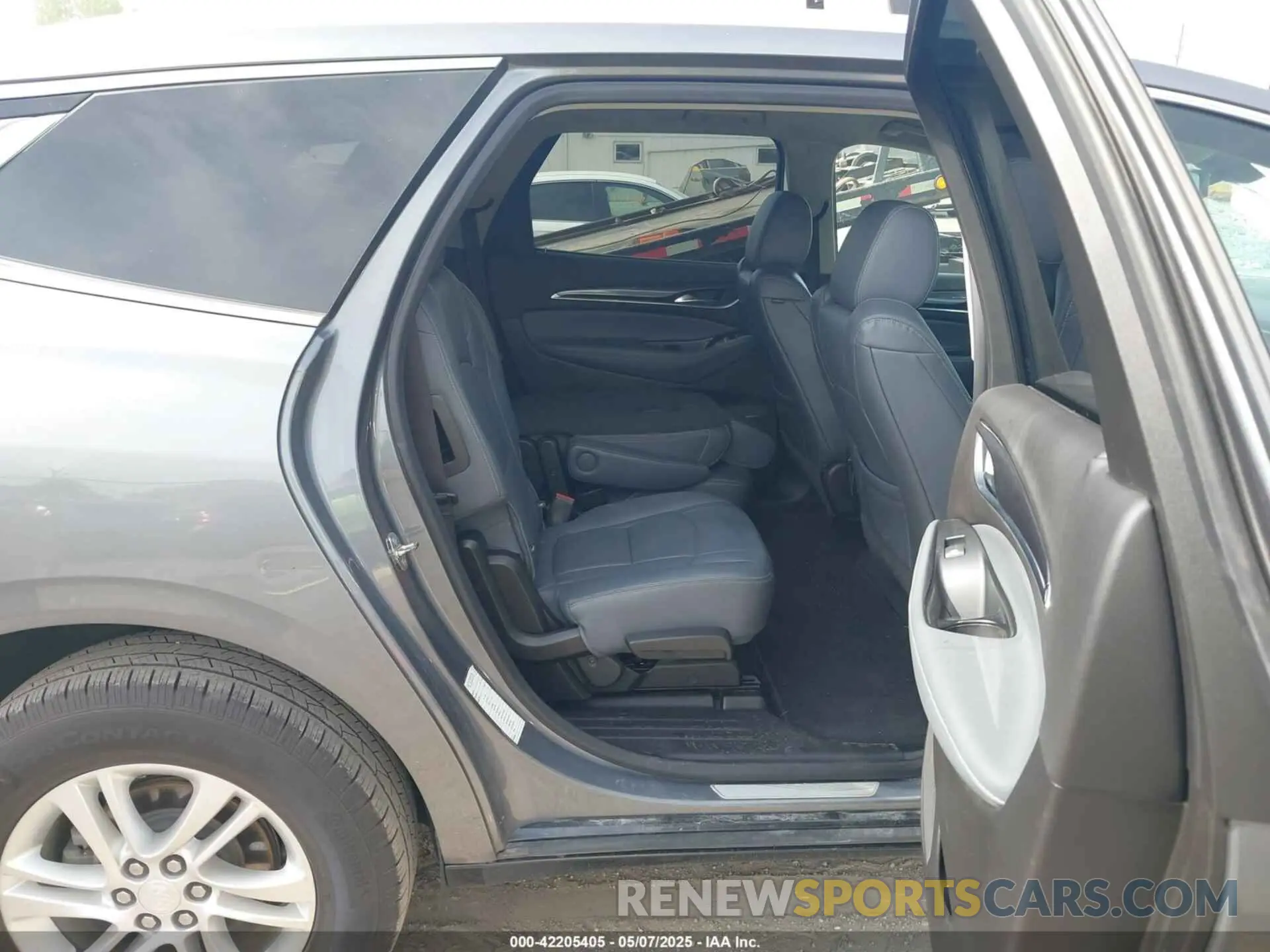 8 Photograph of a damaged car 5GAEVAKW0KJ263439 BUICK ENCLAVE 2019