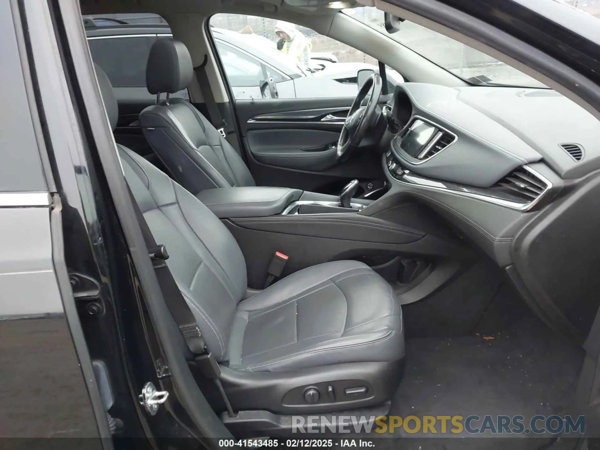 5 Photograph of a damaged car 5GAEVAKW2KJ214937 BUICK ENCLAVE 2019