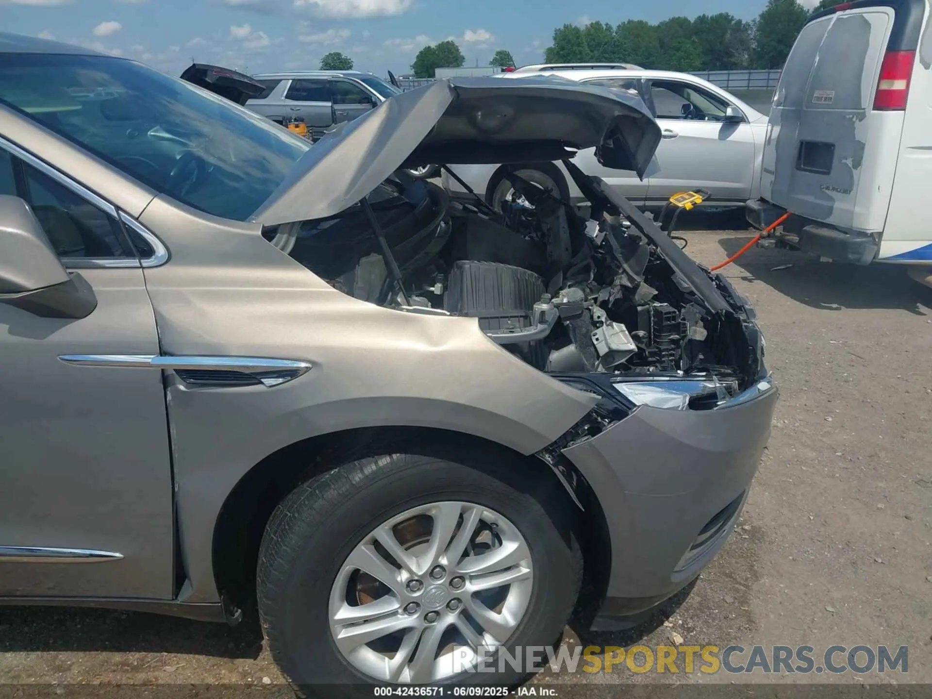 18 Photograph of a damaged car 5GAEVAKW2KJ233276 BUICK ENCLAVE 2019