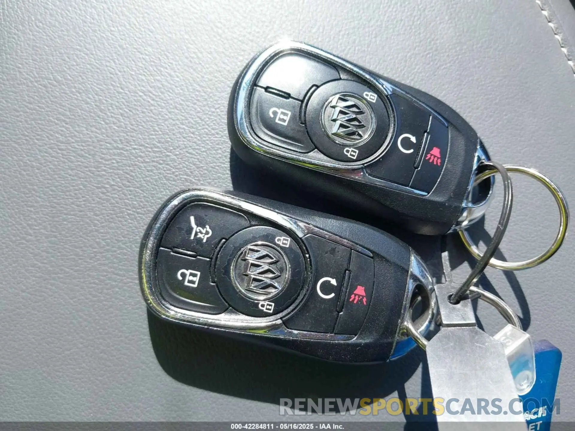 11 Photograph of a damaged car 5GAEVAKW2KJ259554 BUICK ENCLAVE 2019