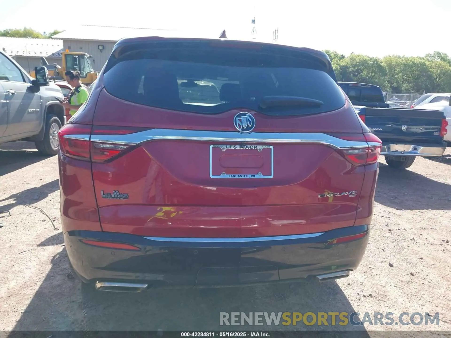 16 Photograph of a damaged car 5GAEVAKW2KJ259554 BUICK ENCLAVE 2019