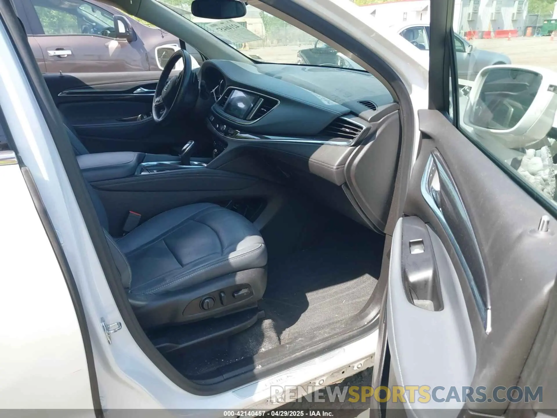 5 Photograph of a damaged car 5GAEVAKW4KJ306602 BUICK ENCLAVE 2019