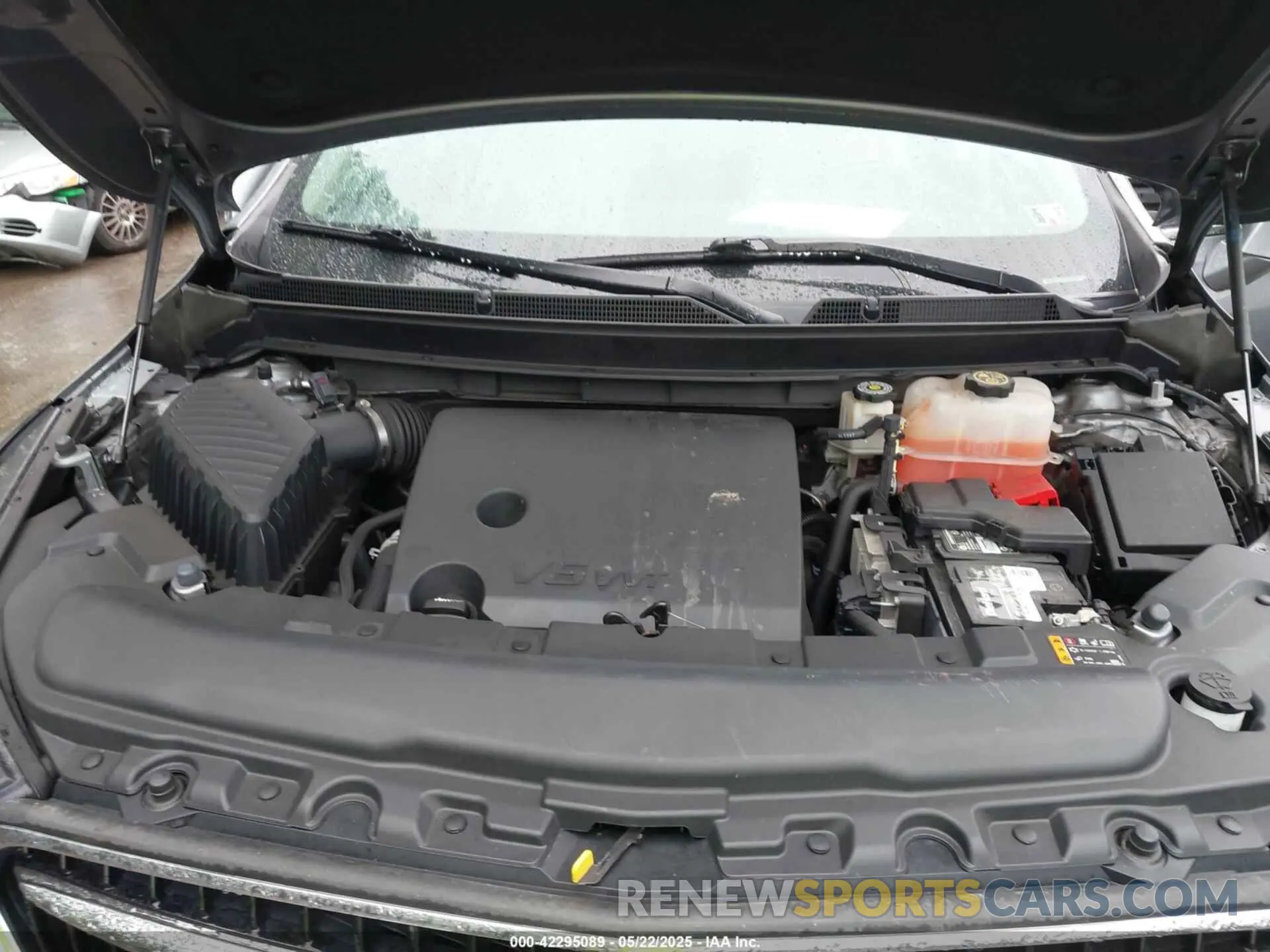 10 Photograph of a damaged car 5GAEVAKW5KJ287350 BUICK ENCLAVE 2019