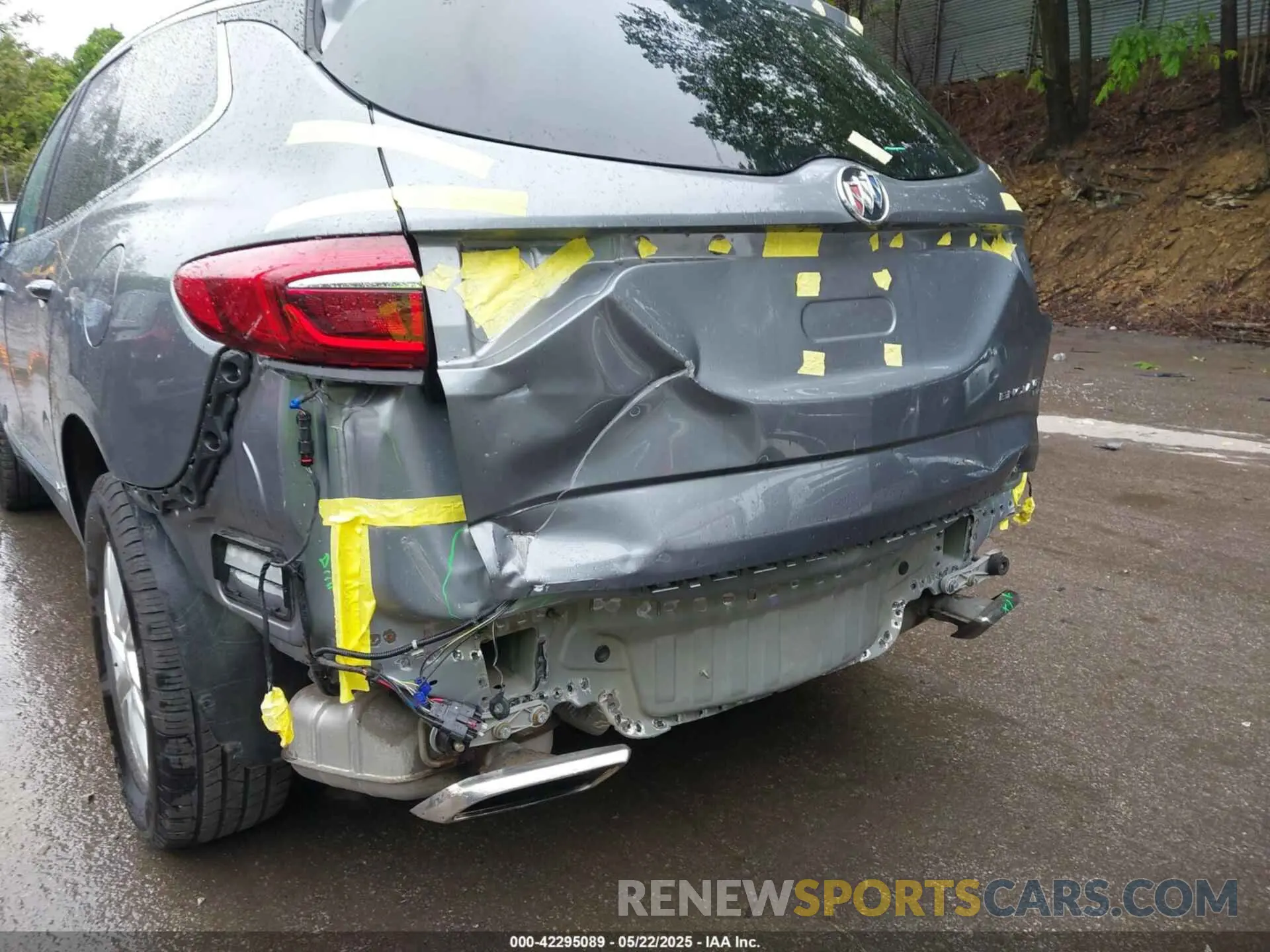 22 Photograph of a damaged car 5GAEVAKW5KJ287350 BUICK ENCLAVE 2019