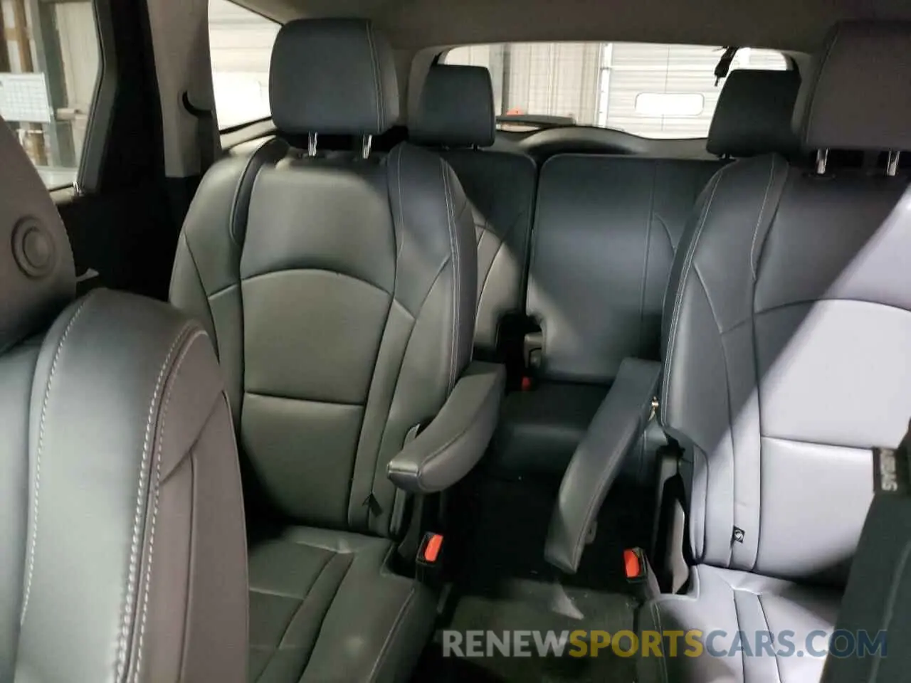10 Photograph of a damaged car 5GAEVAKW6KJ179299 BUICK ENCLAVE 2019
