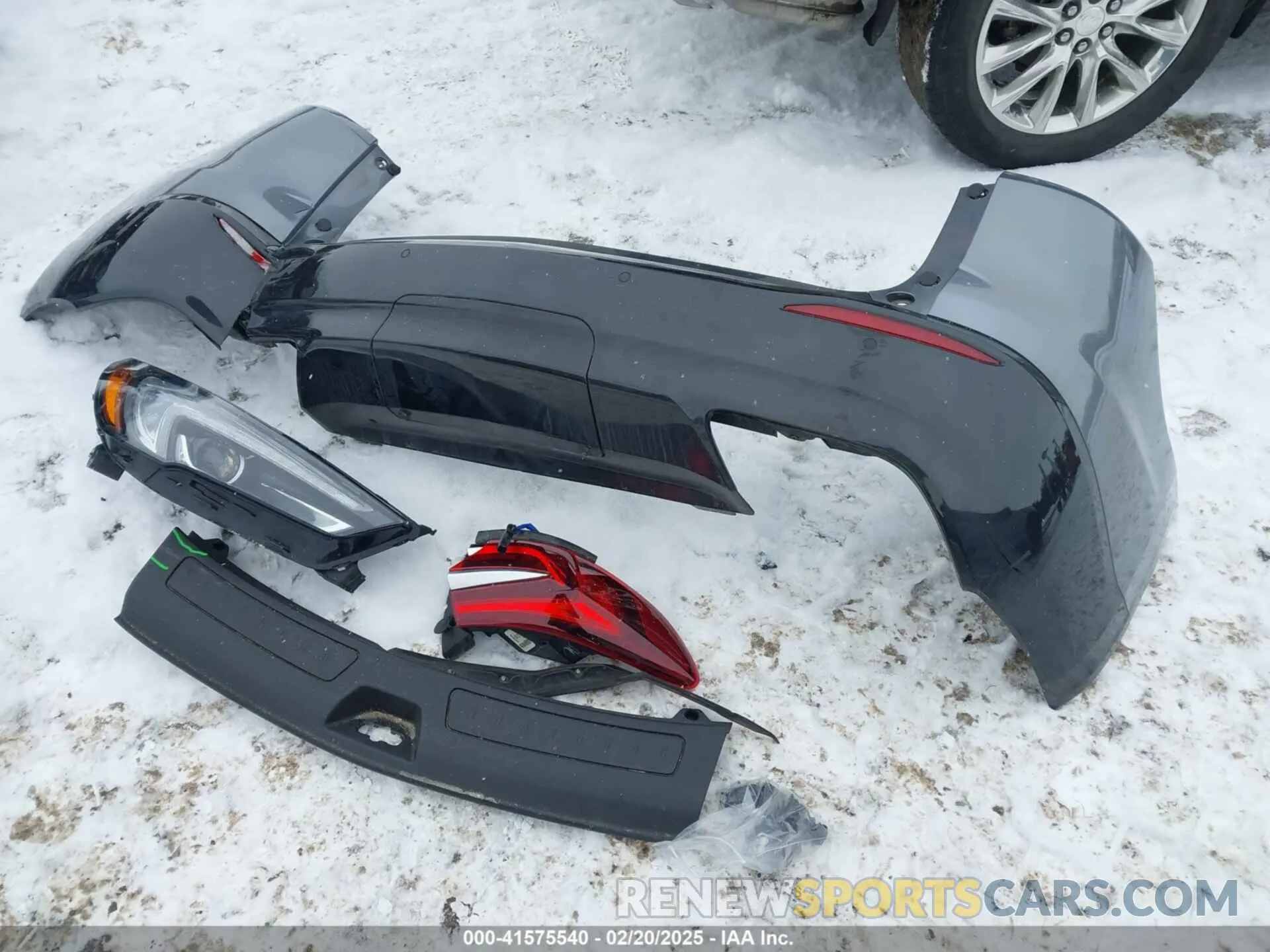 12 Photograph of a damaged car 5GAEVBKW0KJ223450 BUICK ENCLAVE 2019