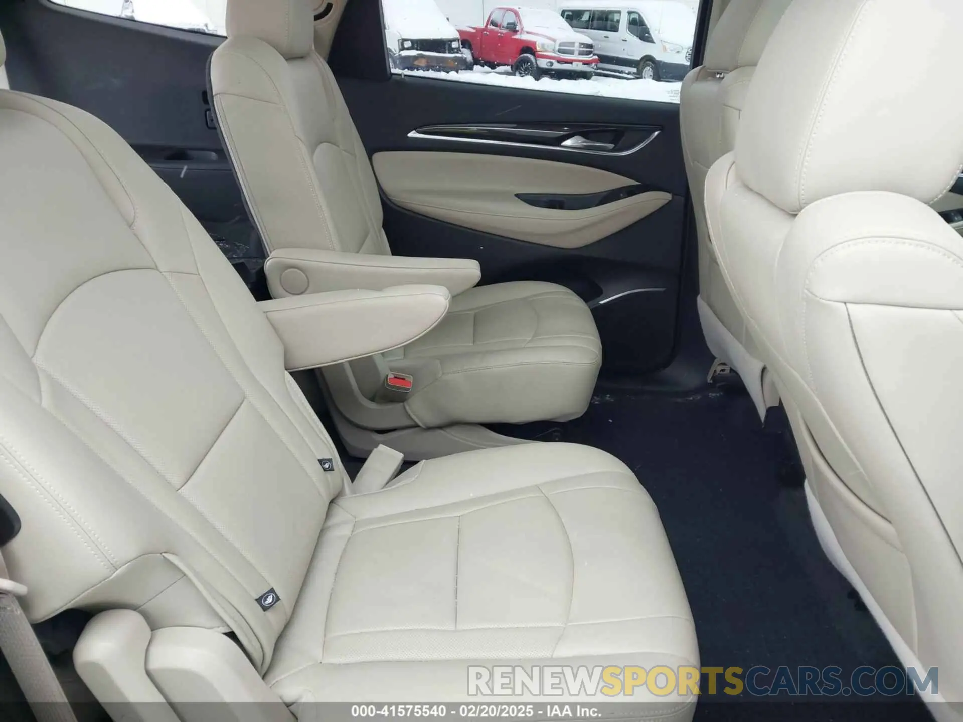 8 Photograph of a damaged car 5GAEVBKW0KJ223450 BUICK ENCLAVE 2019