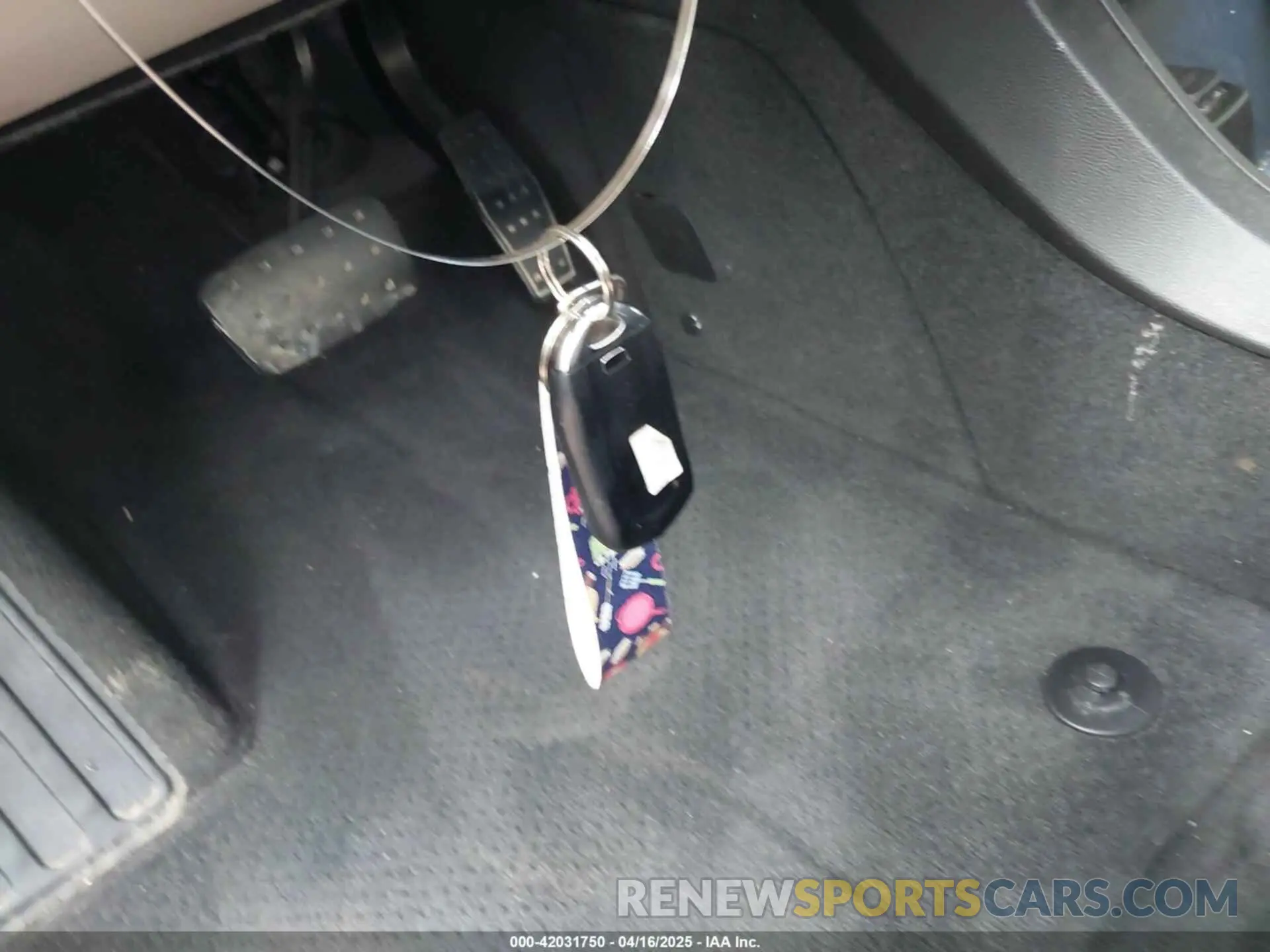 11 Photograph of a damaged car 5GAEVBKW6KJ298573 BUICK ENCLAVE 2019