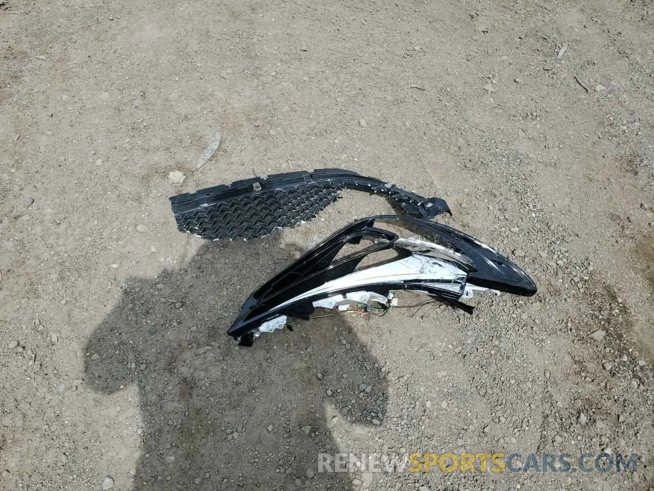 13 Photograph of a damaged car 5GAEVCKW3KJ103082 BUICK ENCLAVE 2019
