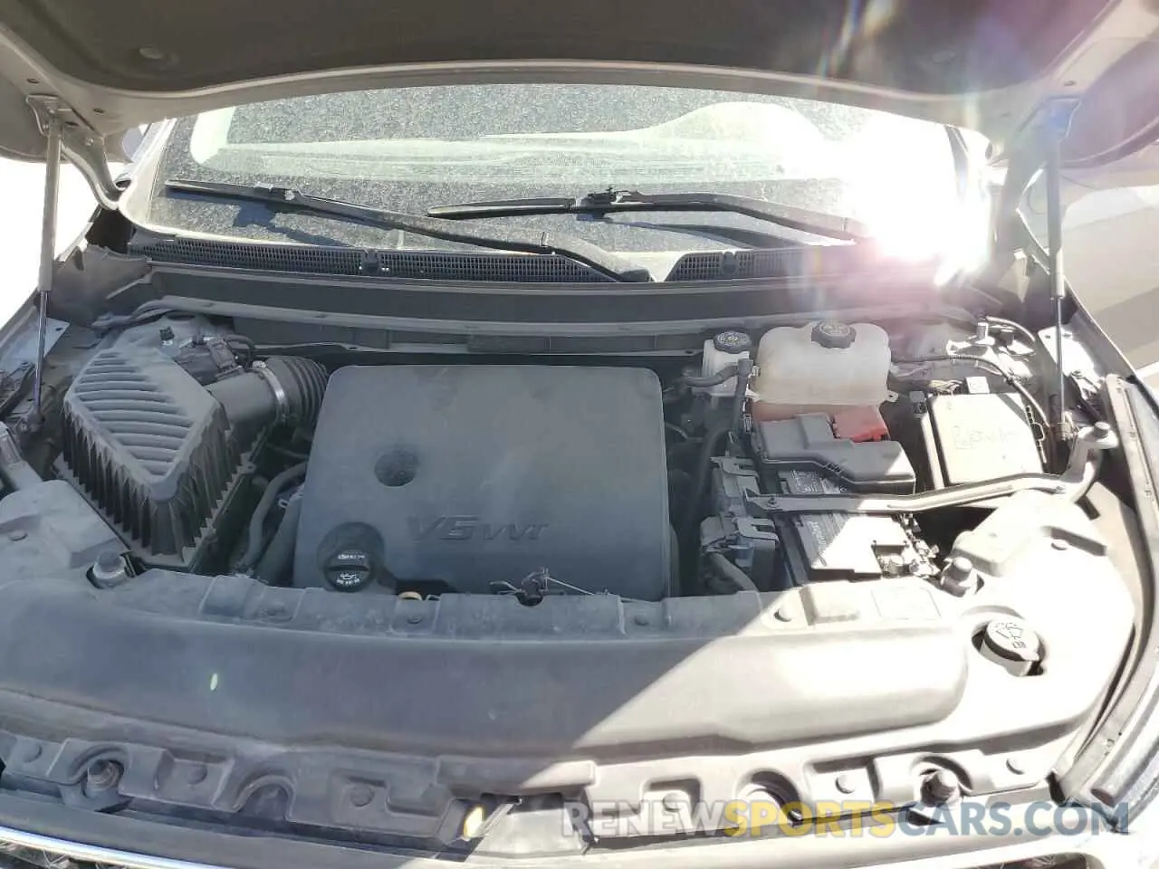 12 Photograph of a damaged car 5GAEVCKW8KJ207633 BUICK ENCLAVE 2019