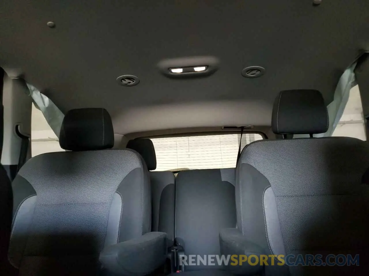 10 Photograph of a damaged car 5GAERAKW7LJ208153 BUICK ENCLAVE 2020