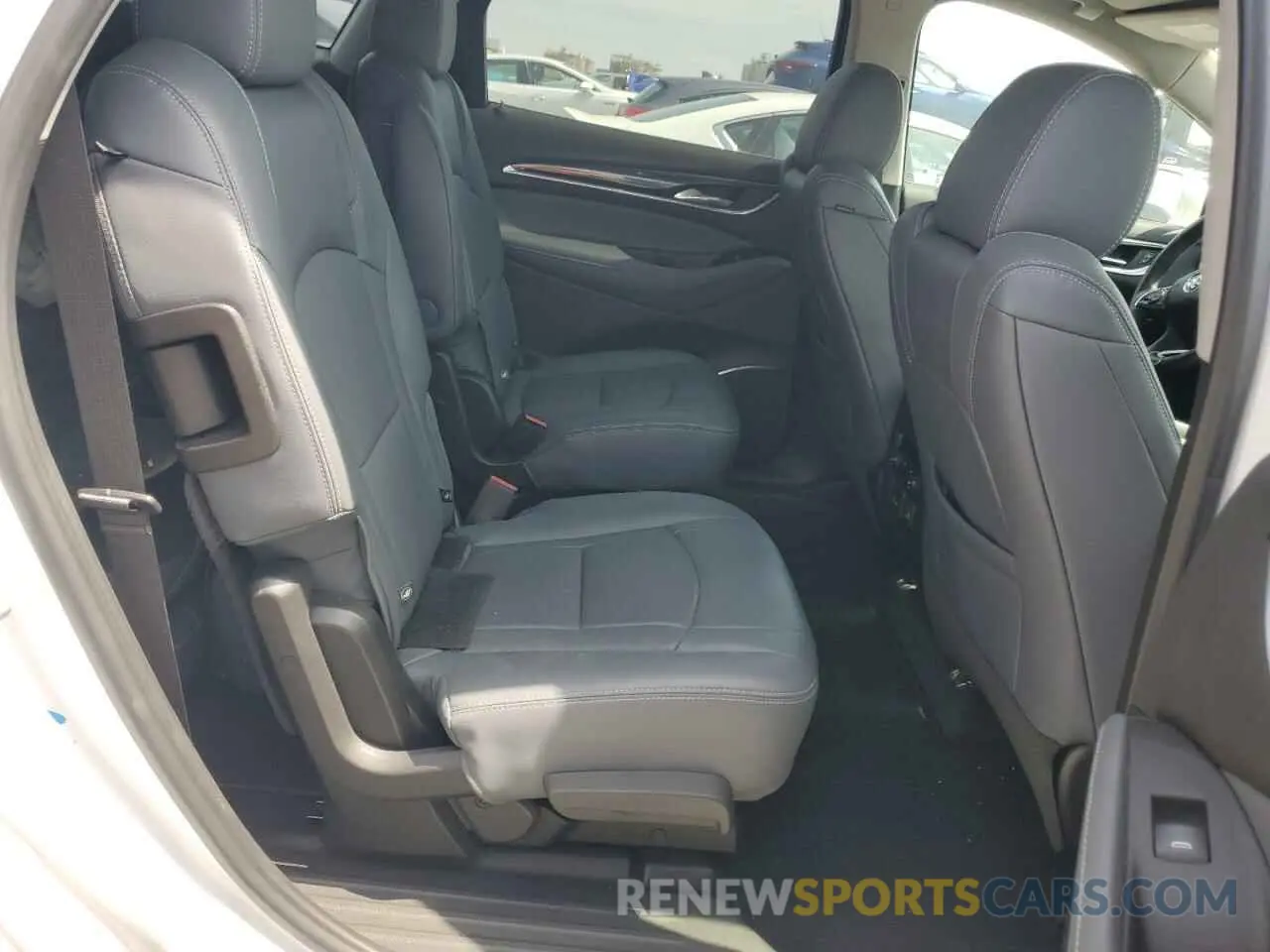 11 Photograph of a damaged car 5GAERBKW0LJ133575 BUICK ENCLAVE 2020