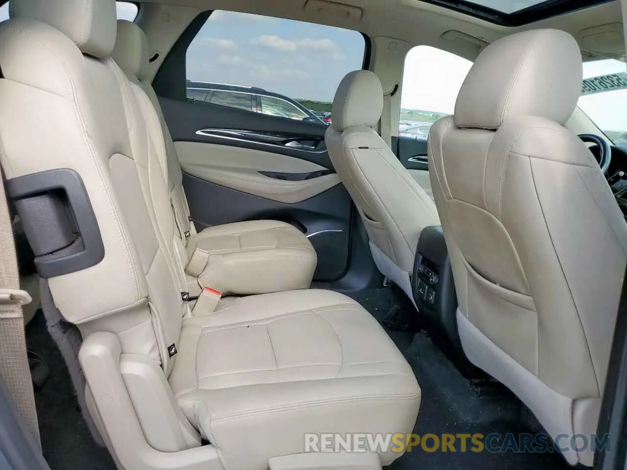 10 Photograph of a damaged car 5GAERBKW4LJ175523 BUICK ENCLAVE 2020