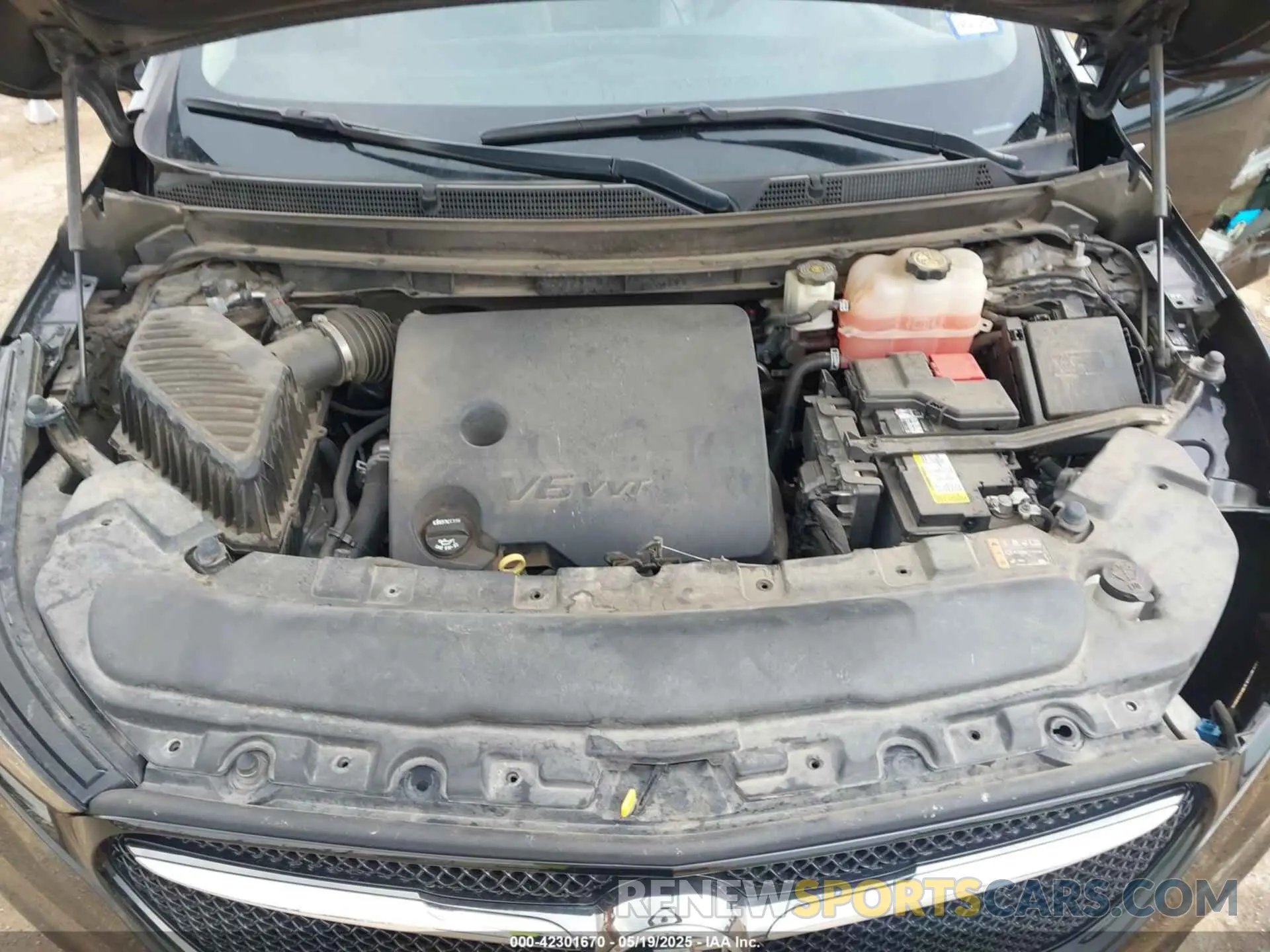 10 Photograph of a damaged car 5GAERBKW6LJ172526 BUICK ENCLAVE 2020