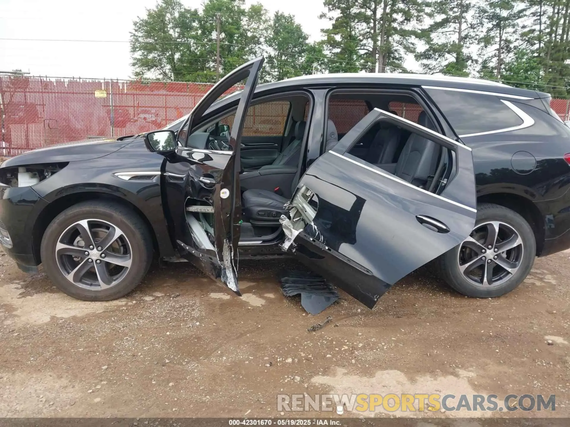 15 Photograph of a damaged car 5GAERBKW6LJ172526 BUICK ENCLAVE 2020