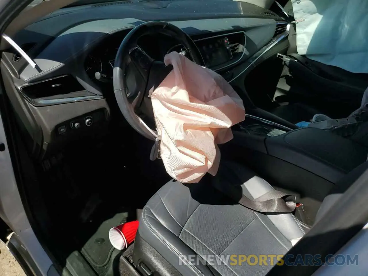 8 Photograph of a damaged car 5GAERBKW6LJ287059 BUICK ENCLAVE 2020