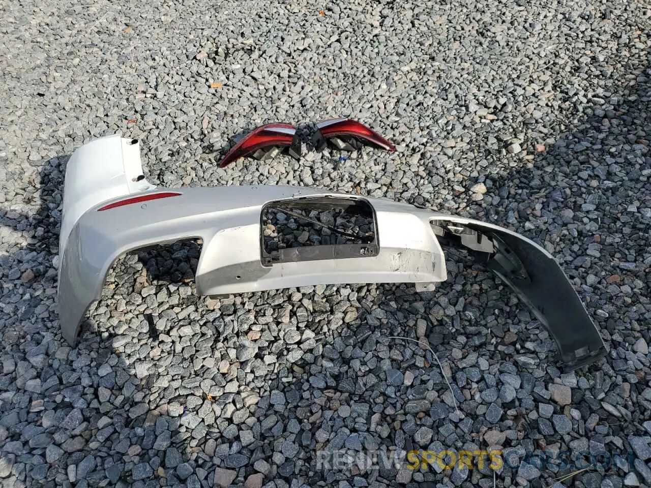 13 Photograph of a damaged car 5GAERBKW7LJ118751 BUICK ENCLAVE 2020