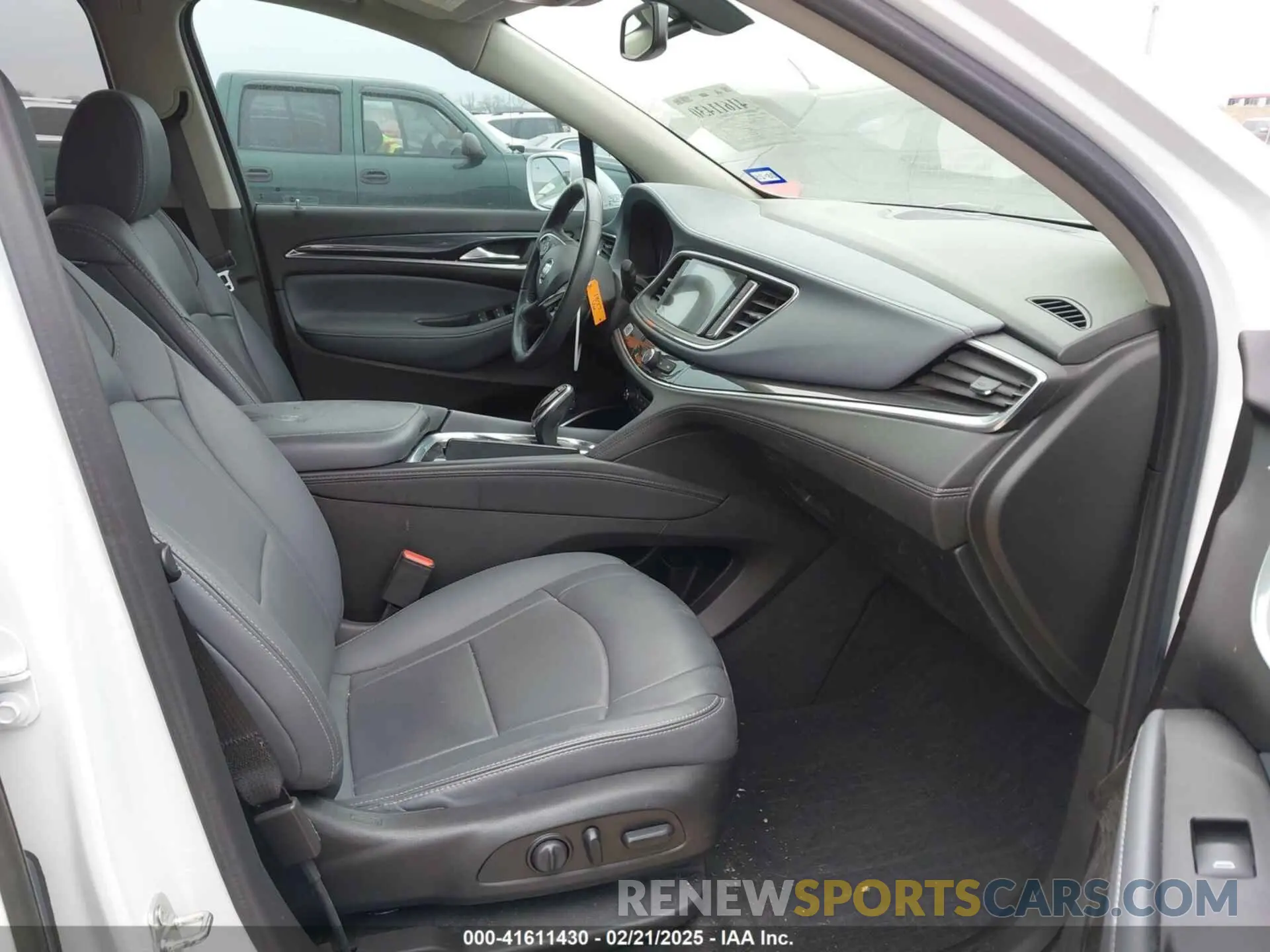 5 Photograph of a damaged car 5GAERBKW7LJ161762 BUICK ENCLAVE 2020