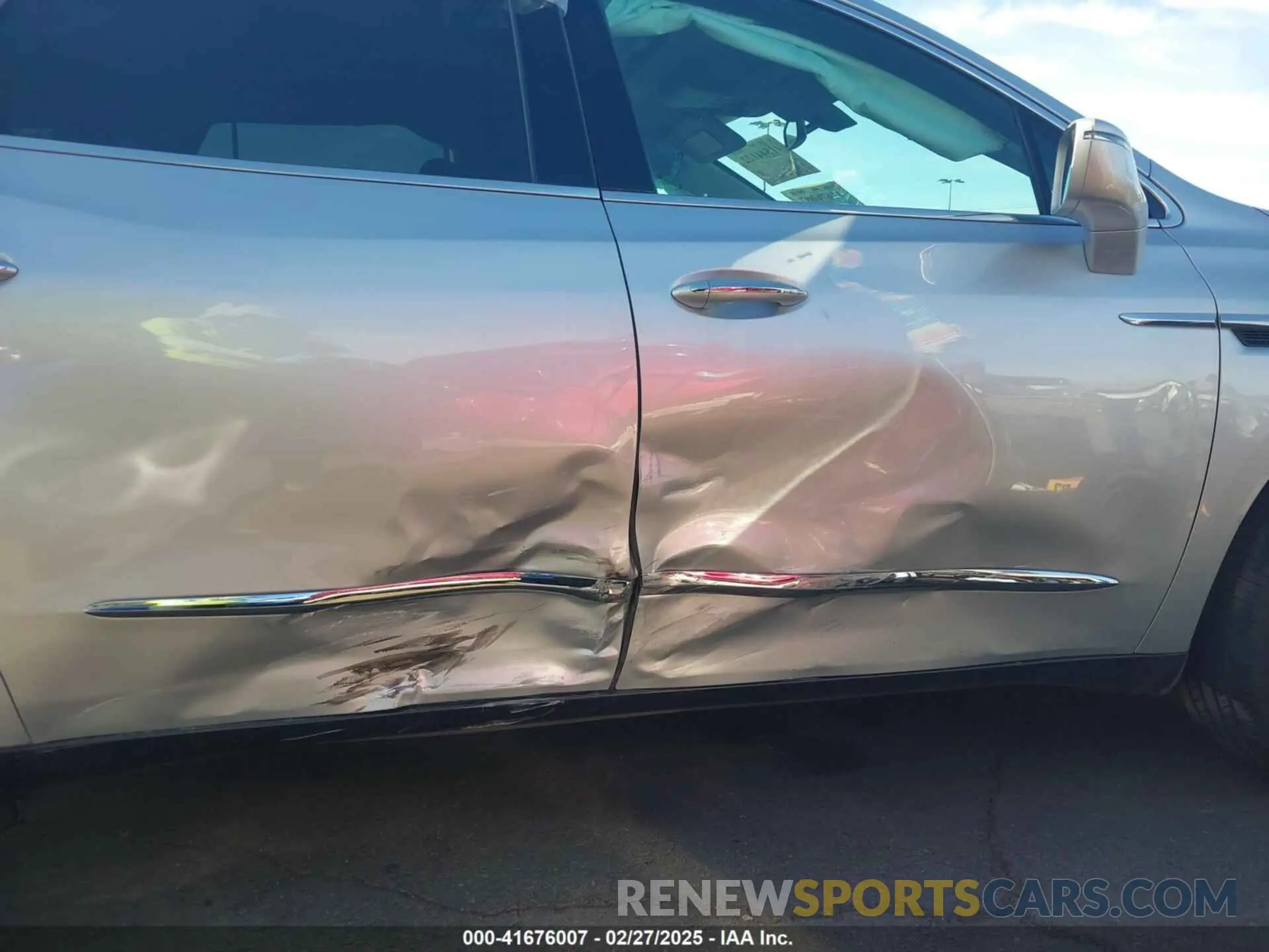 6 Photograph of a damaged car 5GAERBKW8LJ125823 BUICK ENCLAVE 2020
