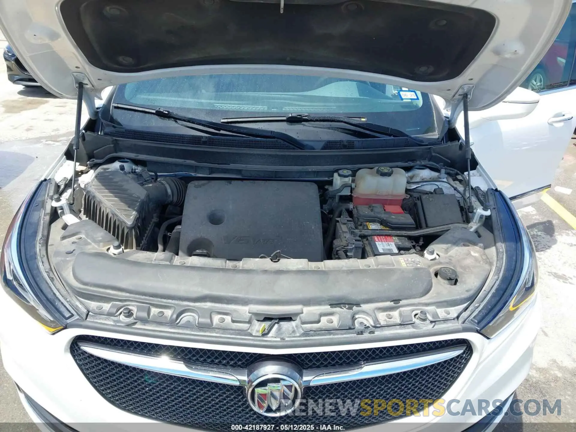 10 Photograph of a damaged car 5GAERBKW8LJ159020 BUICK ENCLAVE 2020