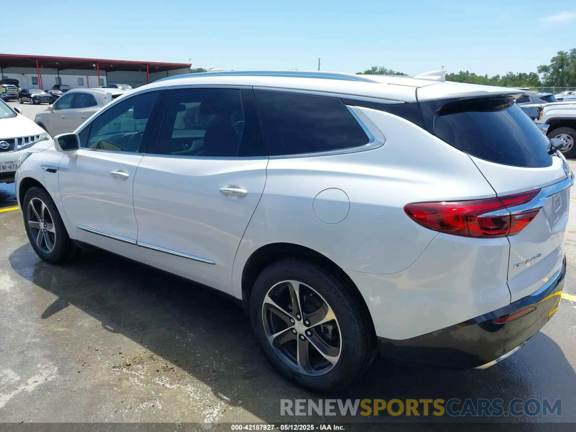 3 Photograph of a damaged car 5GAERBKW8LJ159020 BUICK ENCLAVE 2020
