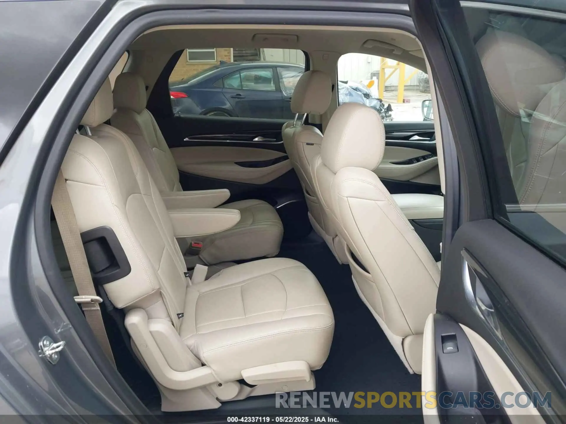 8 Photograph of a damaged car 5GAERBKW8LJ221211 BUICK ENCLAVE 2020