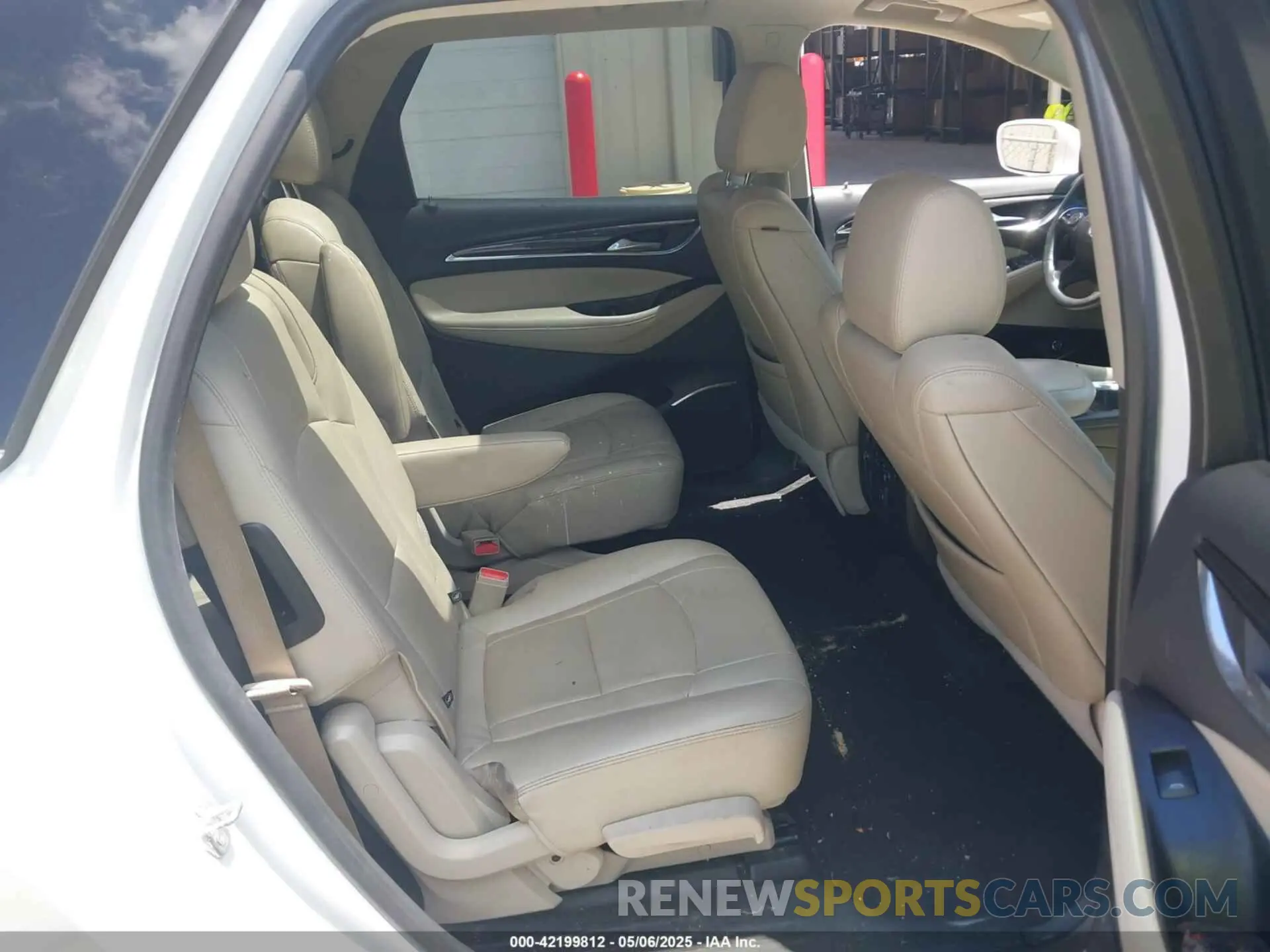 8 Photograph of a damaged car 5GAERBKW8LJ308039 BUICK ENCLAVE 2020