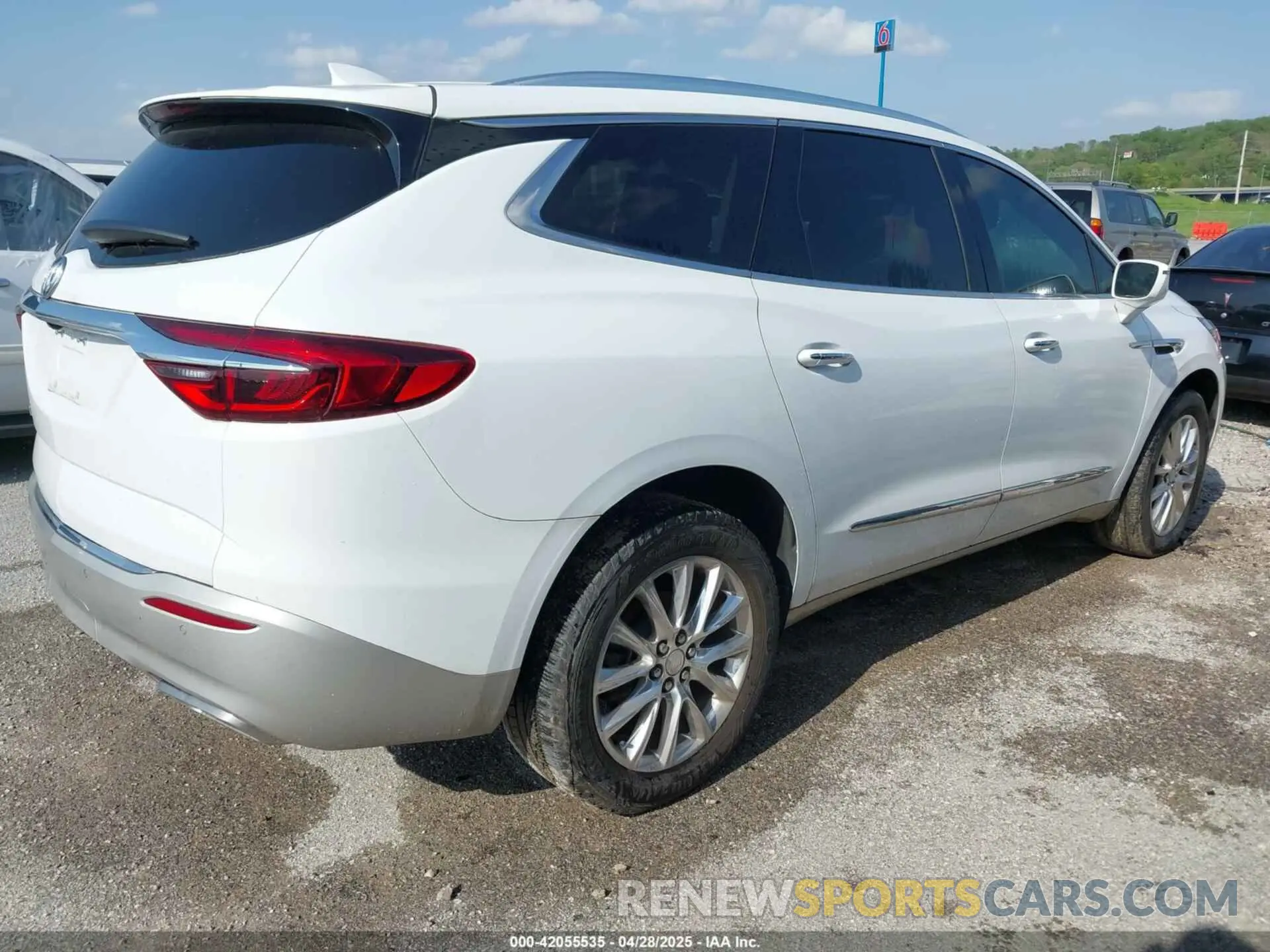 4 Photograph of a damaged car 5GAERBKW9LJ133509 BUICK ENCLAVE 2020