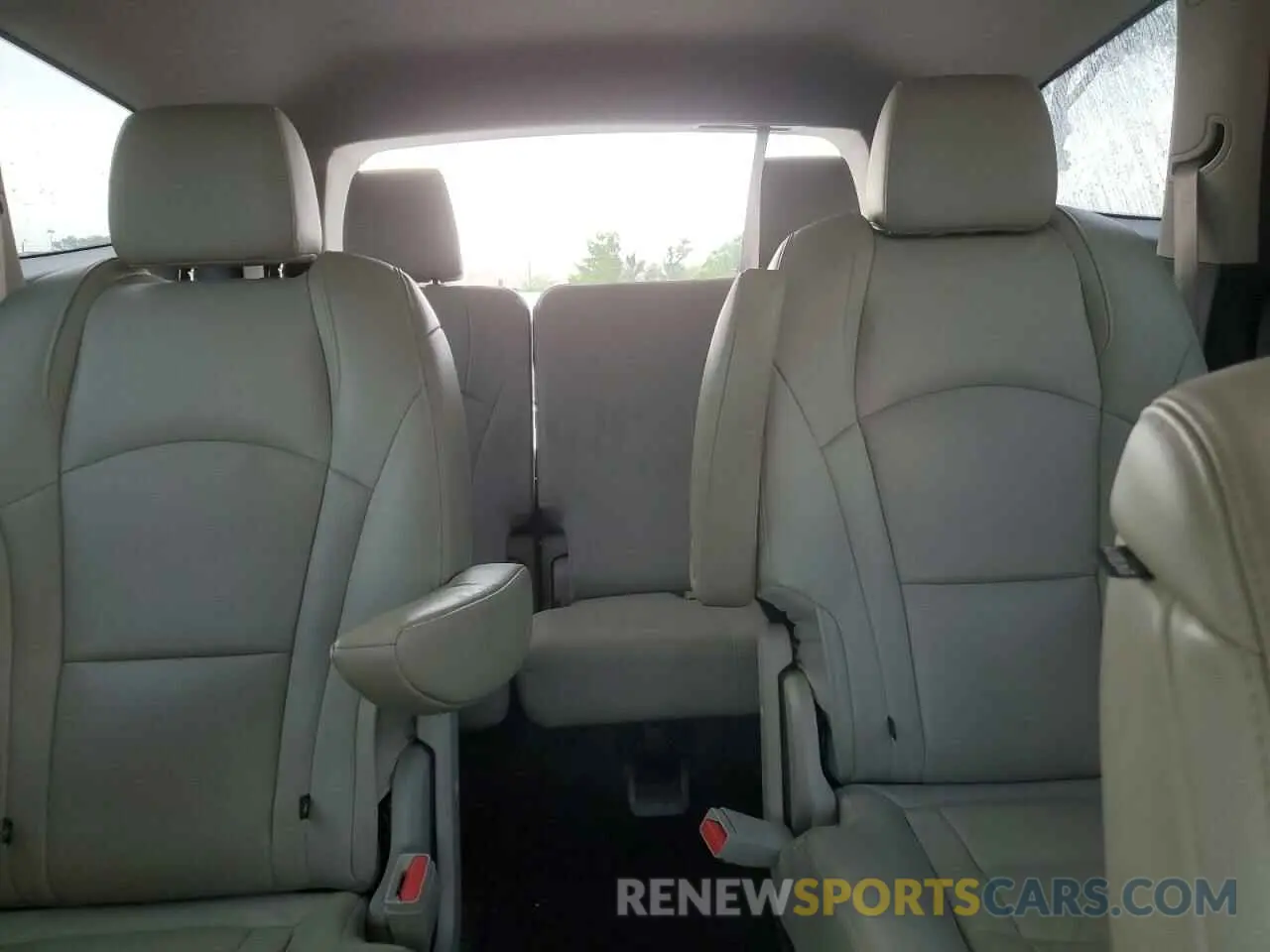10 Photograph of a damaged car 5GAERBKW9LJ318580 BUICK ENCLAVE 2020