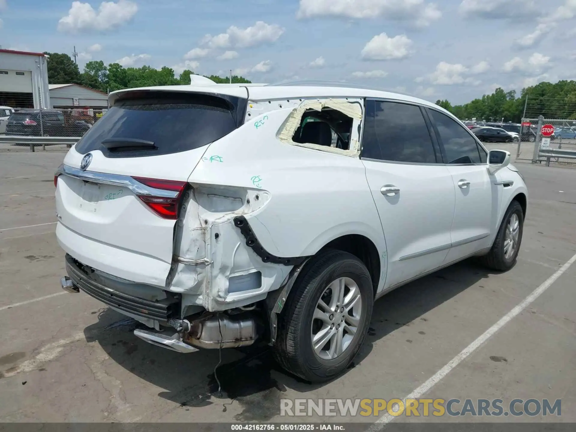 4 Photograph of a damaged car 5GAEVAKW0LJ136594 BUICK ENCLAVE 2020