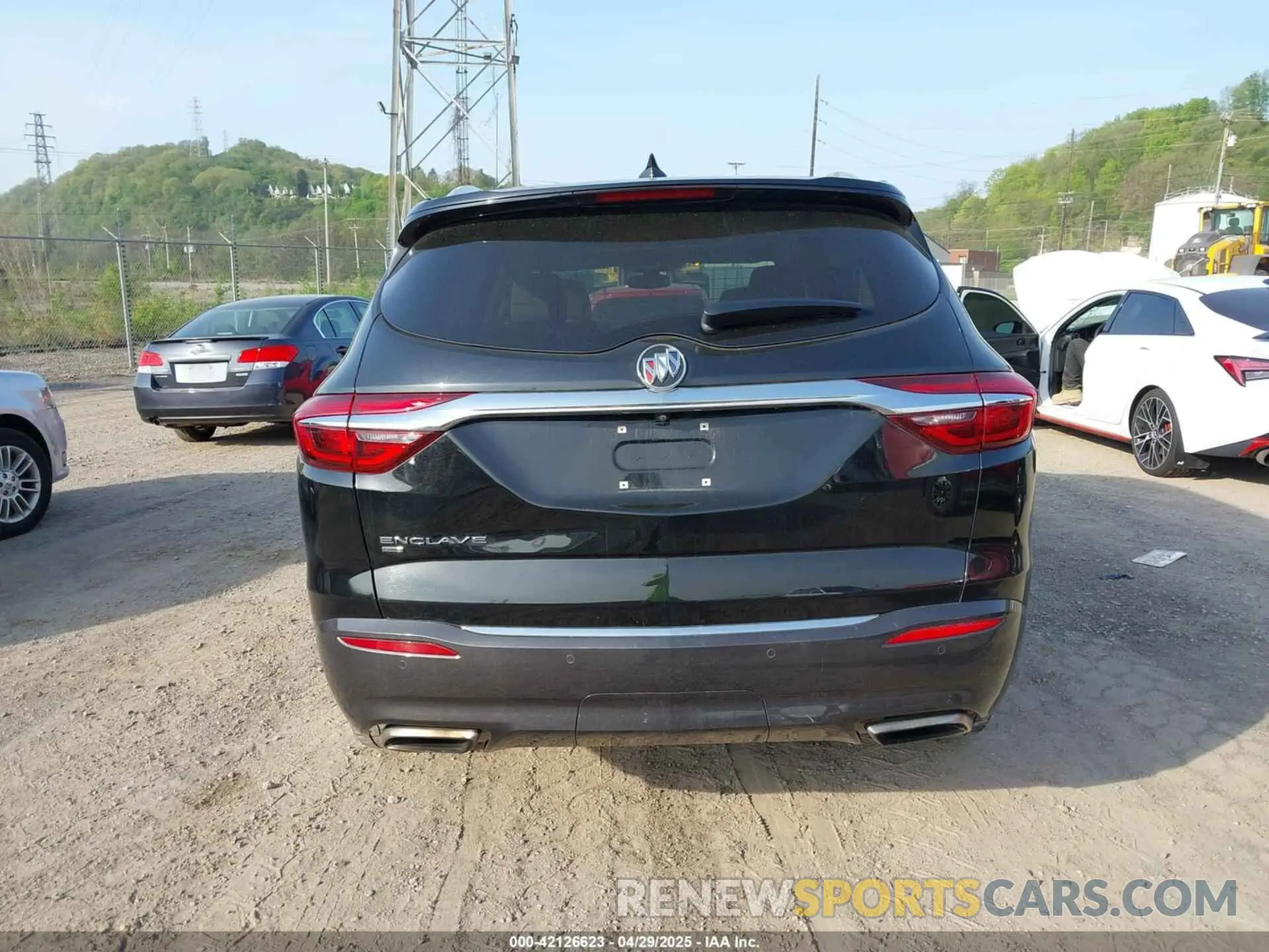 17 Photograph of a damaged car 5GAEVAKW0LJ192177 BUICK ENCLAVE 2020