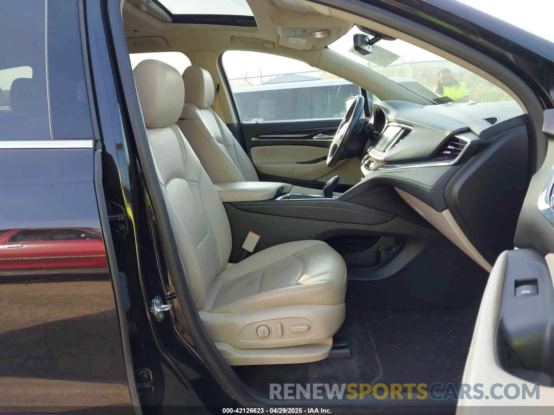 5 Photograph of a damaged car 5GAEVAKW0LJ192177 BUICK ENCLAVE 2020