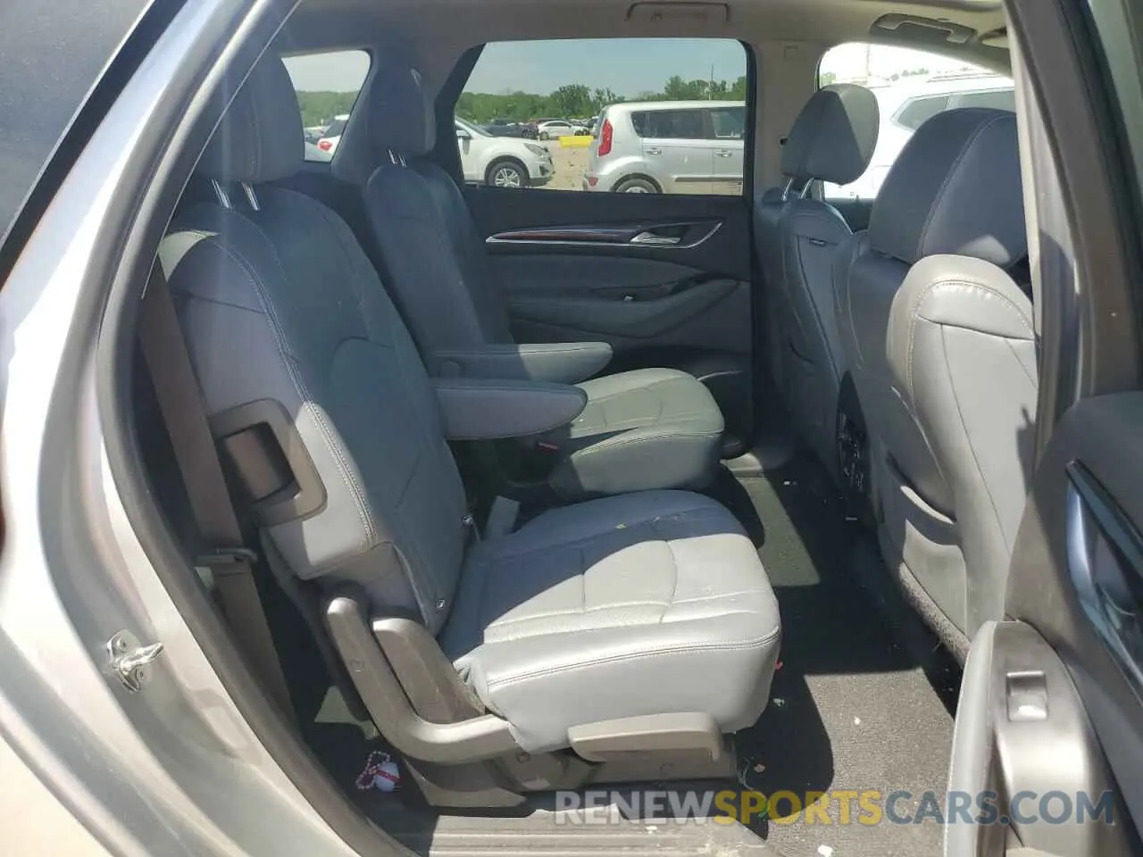 11 Photograph of a damaged car 5GAEVAKW6LJ106273 BUICK ENCLAVE 2020