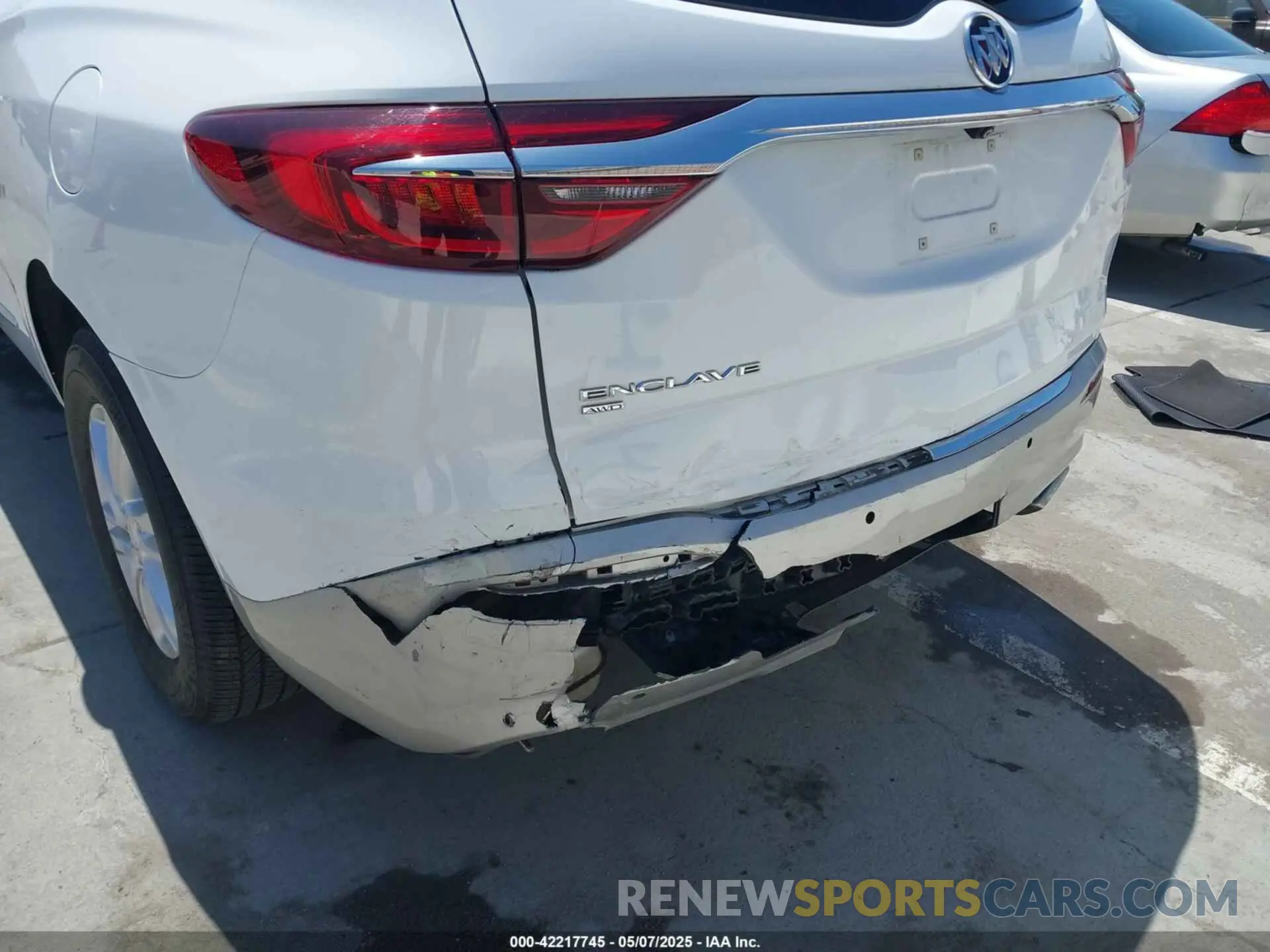 6 Photograph of a damaged car 5GAEVAKW7LJ107383 BUICK ENCLAVE 2020