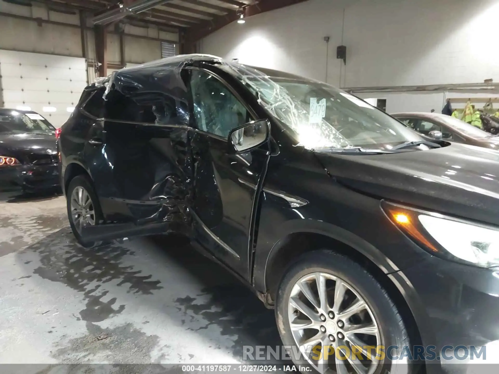 17 Photograph of a damaged car 5GAEVAKWXLJ324930 BUICK ENCLAVE 2020
