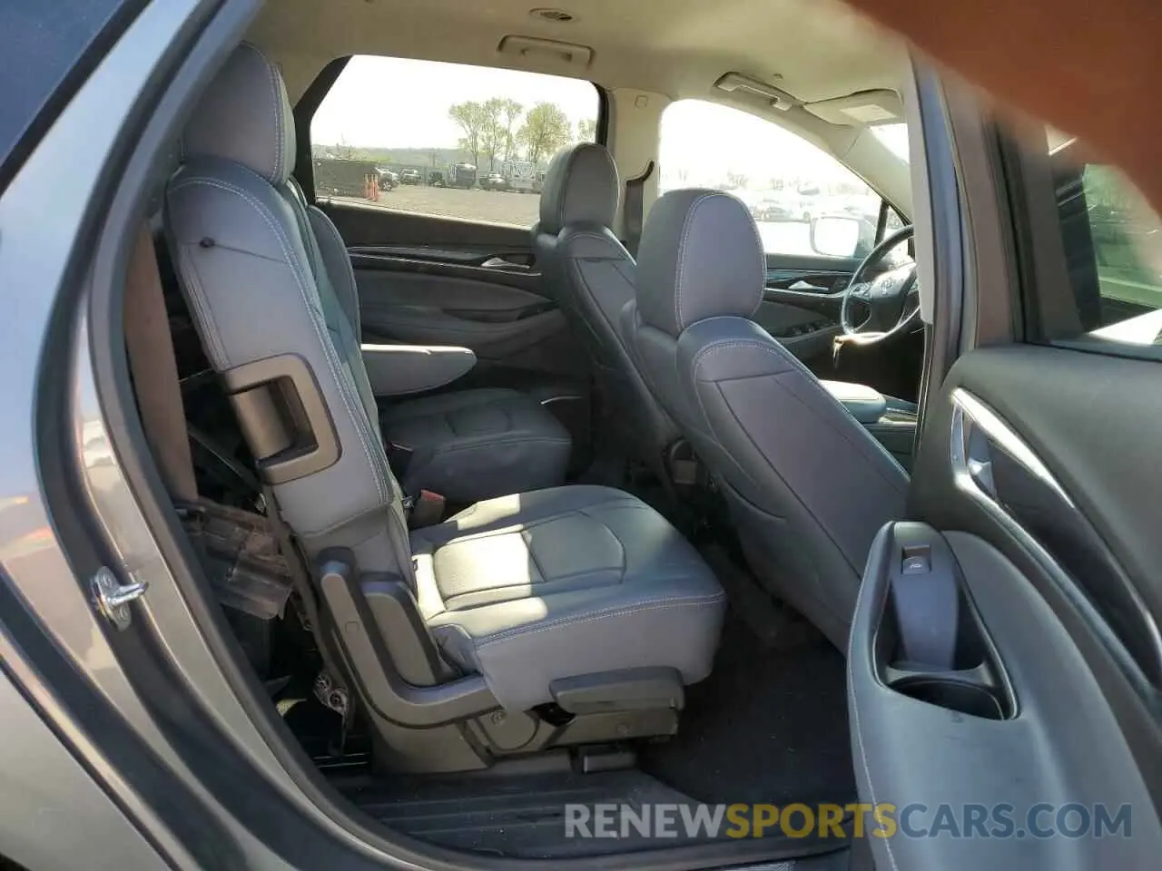 10 Photograph of a damaged car 5GAEVBKW0LJ185428 BUICK ENCLAVE 2020