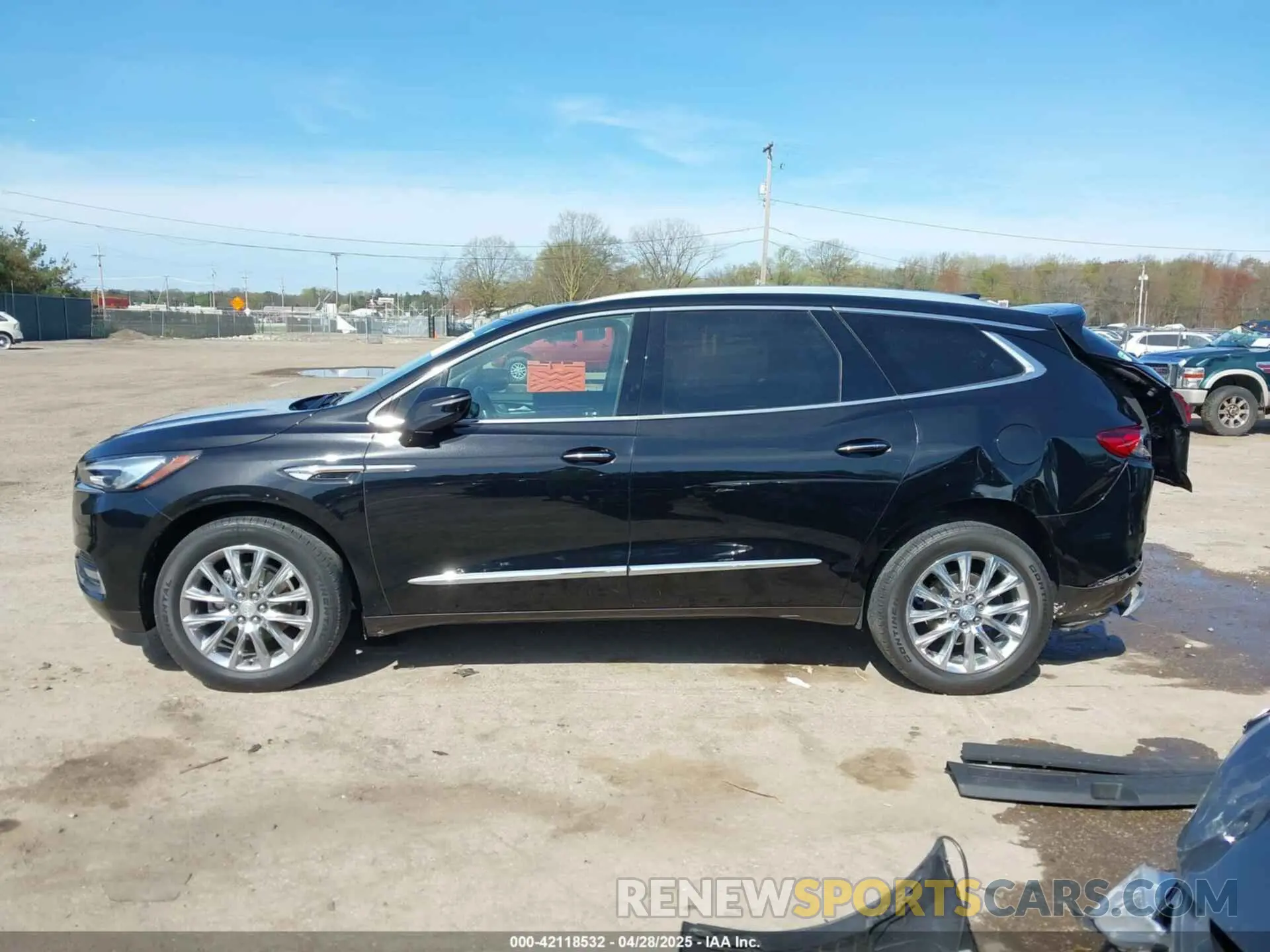 15 Photograph of a damaged car 5GAEVBKW4LJ186470 BUICK ENCLAVE 2020